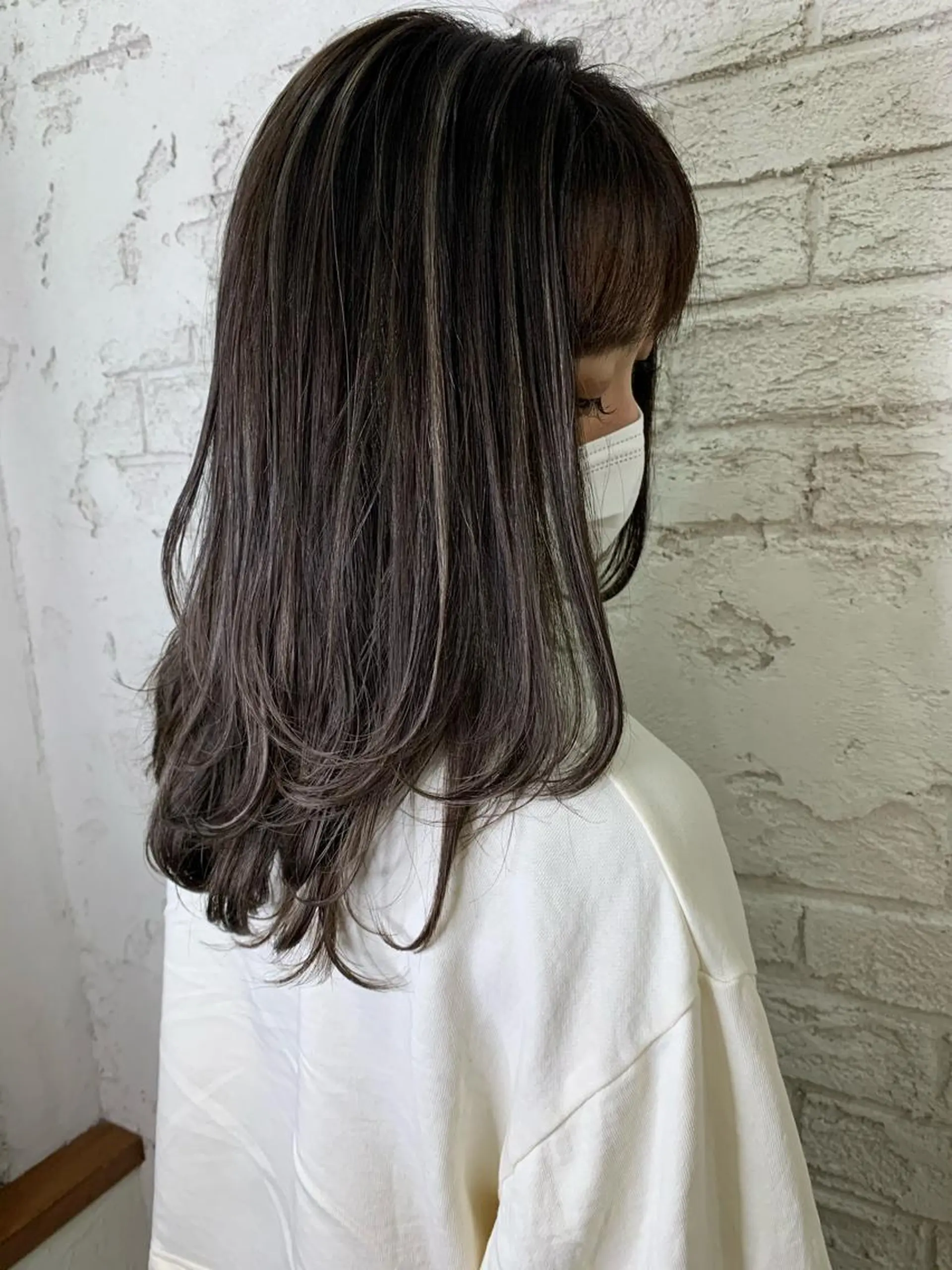 セミロング ハイライト ヘアカラー 🇺🇸ハイライト特 化美容師🇺🇸漆沢のヘアスタイル