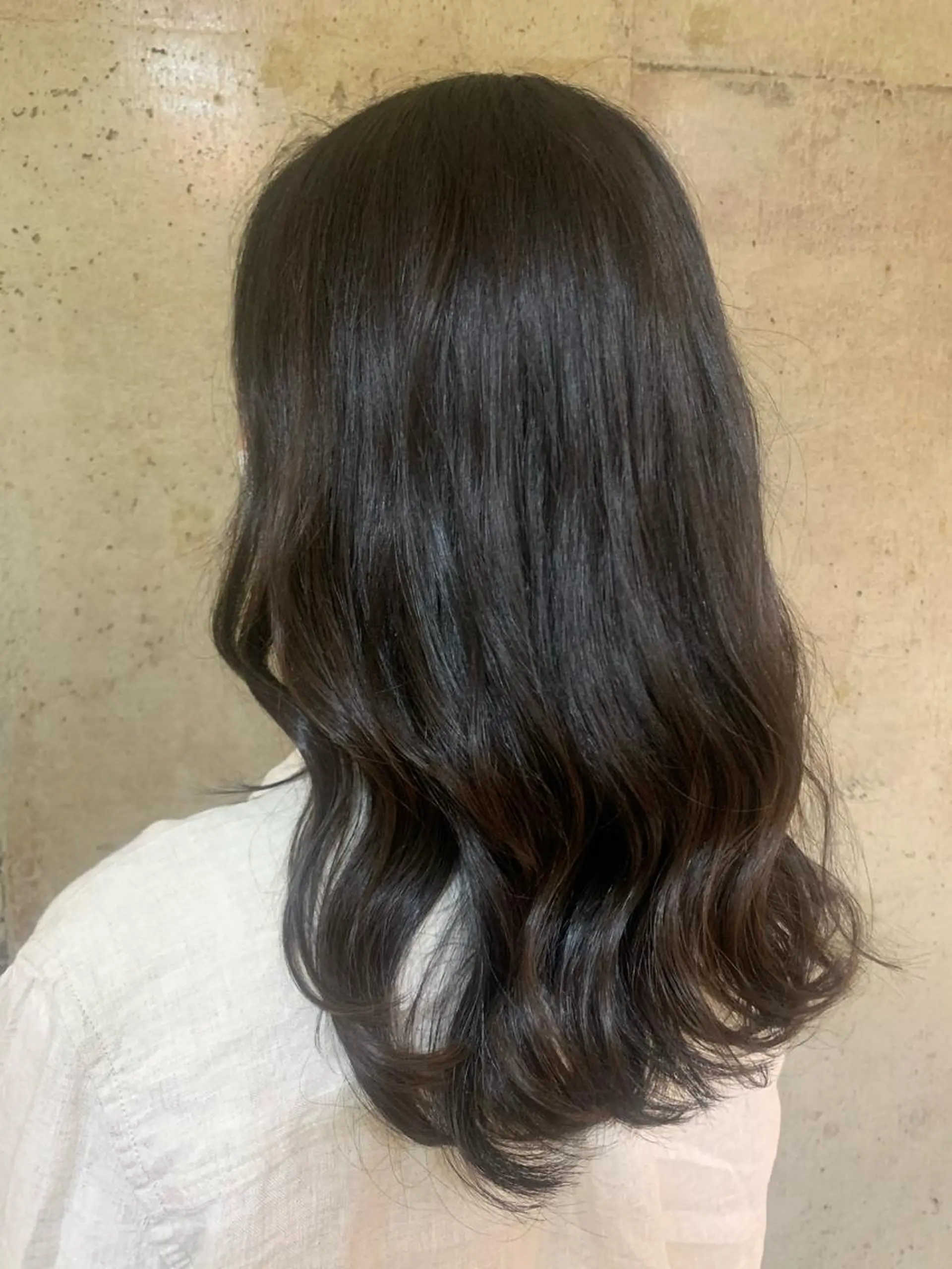 カラー アッシュ カット ヘアカラー トリートメント ヘッドスパ 近 紗理奈のヘアスタイル