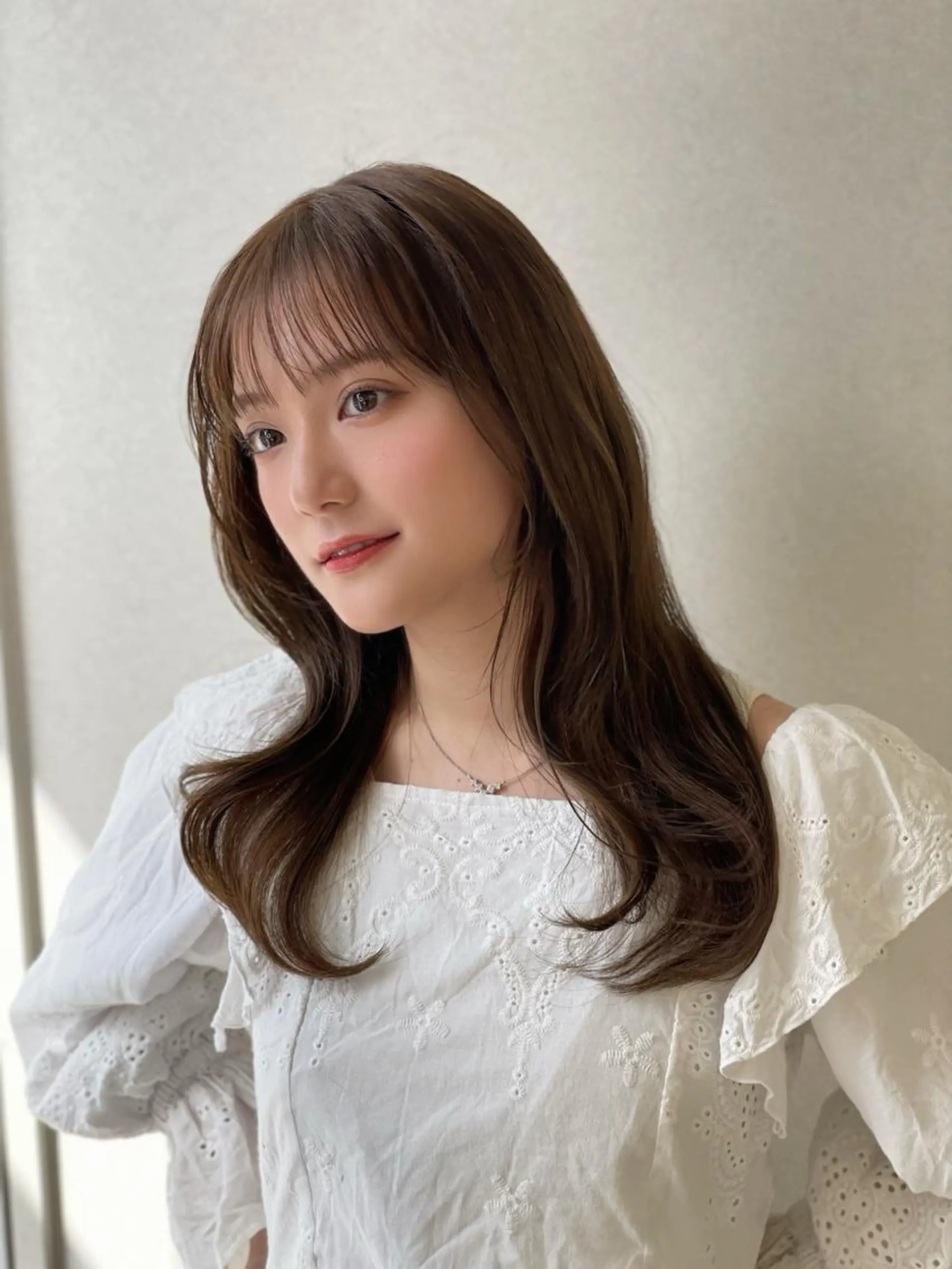 ミディアム カラー ケアカラー 透明感カラー 似合わせカット トリートメント ヘアカラー レイヤー/前髪顔周り COA/Minamiのヘアスタイル