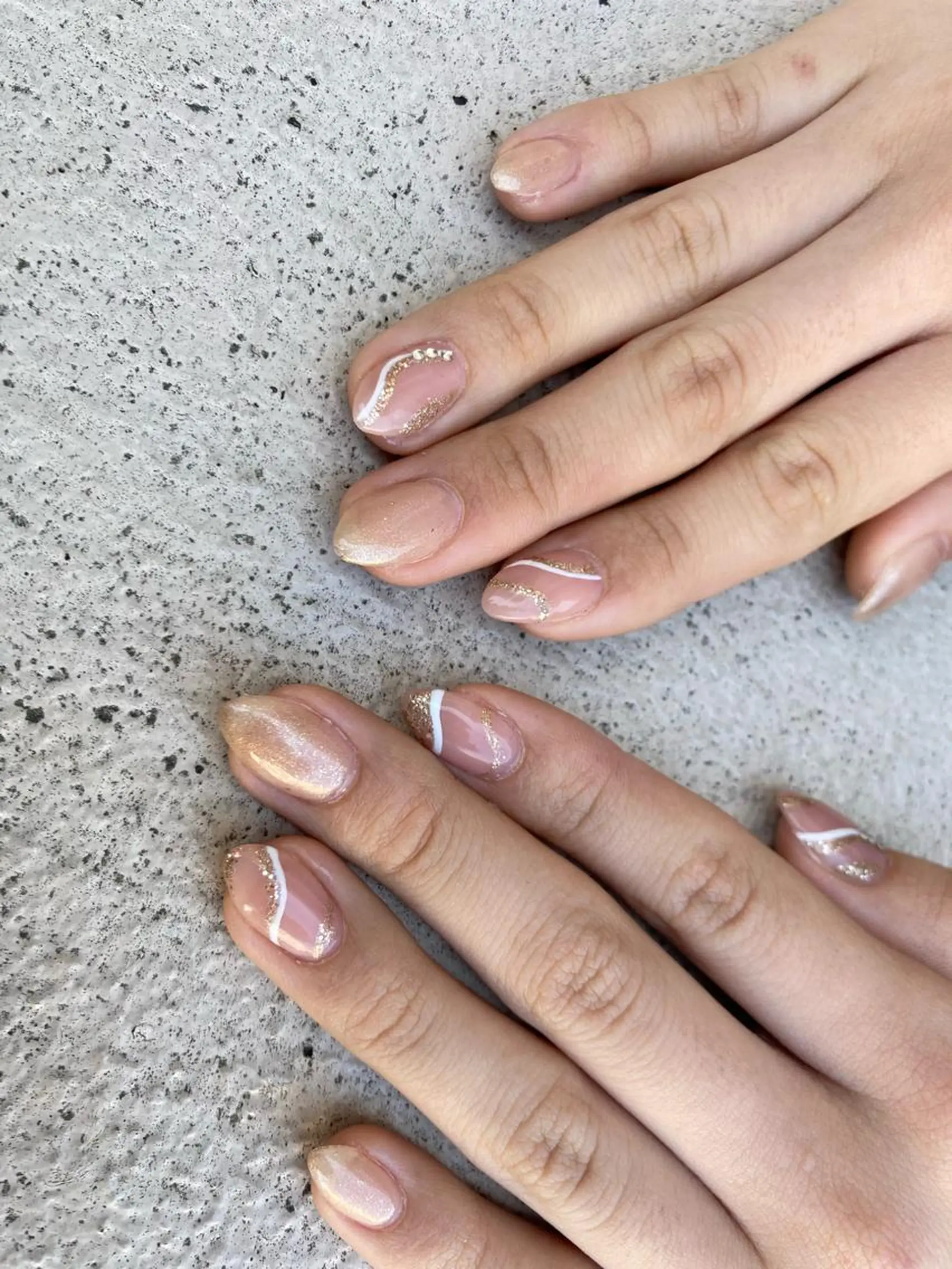 ショート ネイル ハンドネイル フットネイル ✴︎ Delightのネイルデザイン