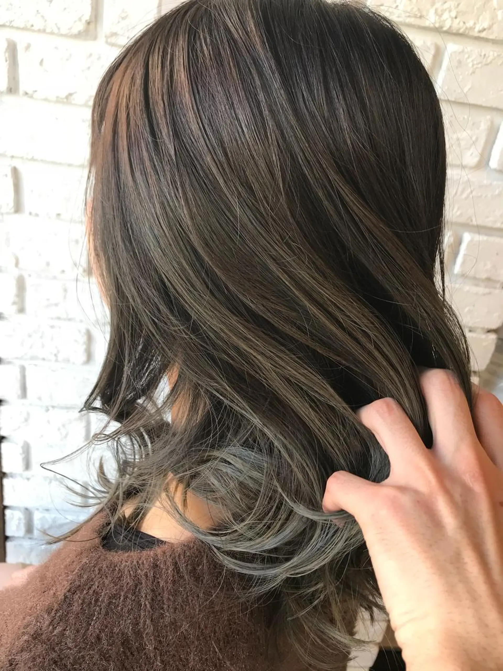 セミロング カラー バレイヤージュ 外国人風カラー レイヤーカット カット ヘアカラー トリートメント 日比 貴大/ minim hairのヘアスタイル