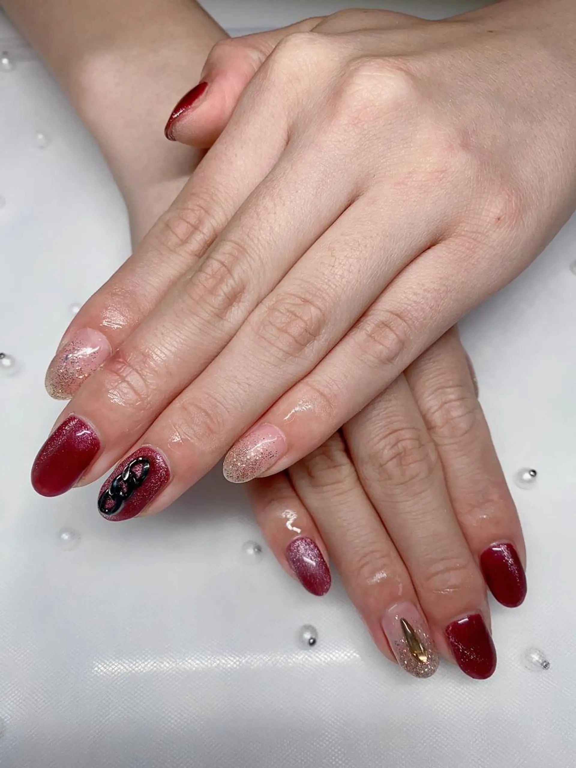 ネイル ラメ(グリッター) ラメグラデーション ハンドネイル Jasmine nailsalon所属・ジャスミン ネイルサロンのネイルデザイン