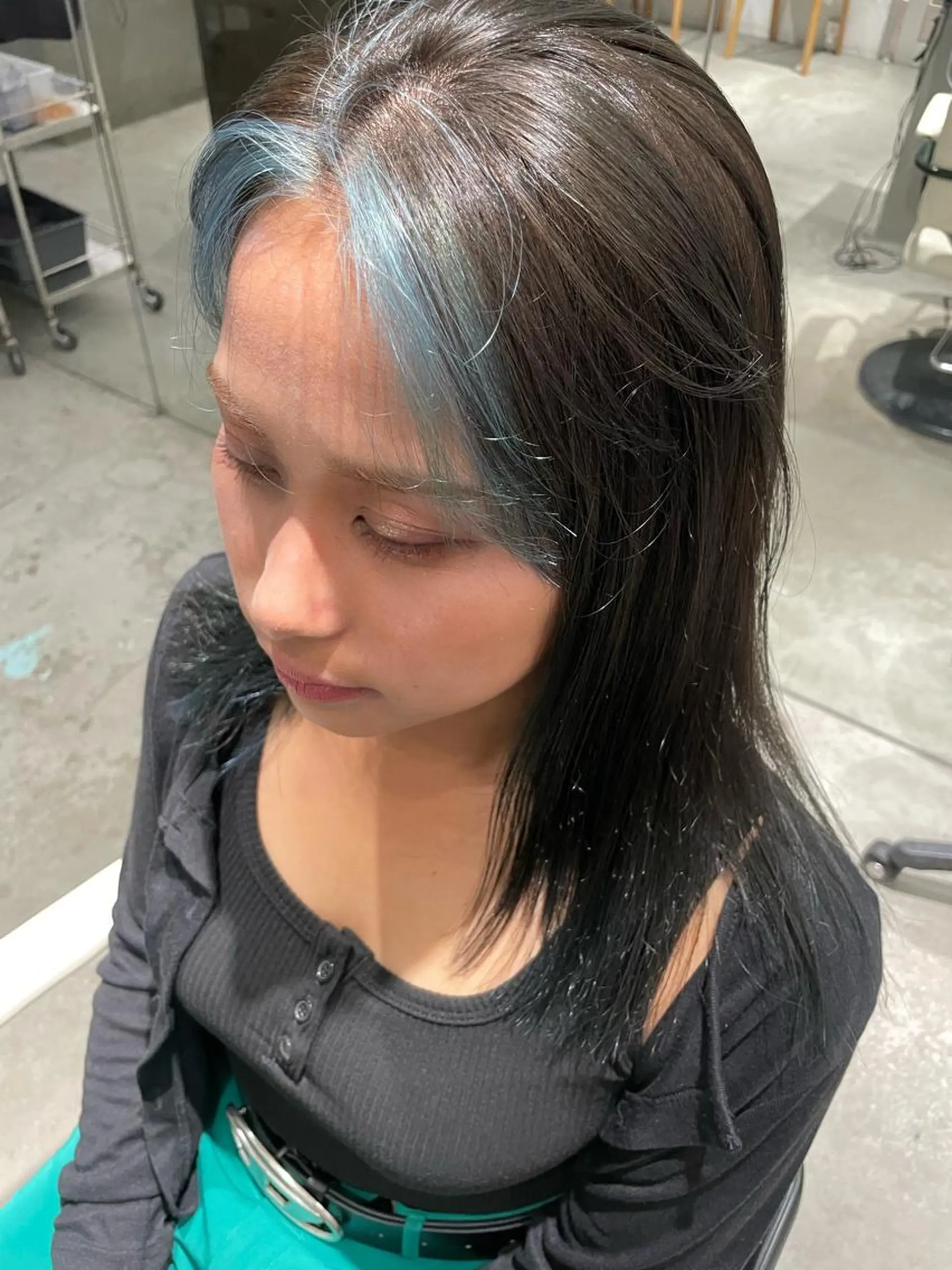 ロング カラー バレイヤージュ ブリーチ ケアブリーチ デザインカラー ダブルカラー ヘアカラー トリートメント スパイラルパーマ 🌐hina⭐️のヘアスタイル
