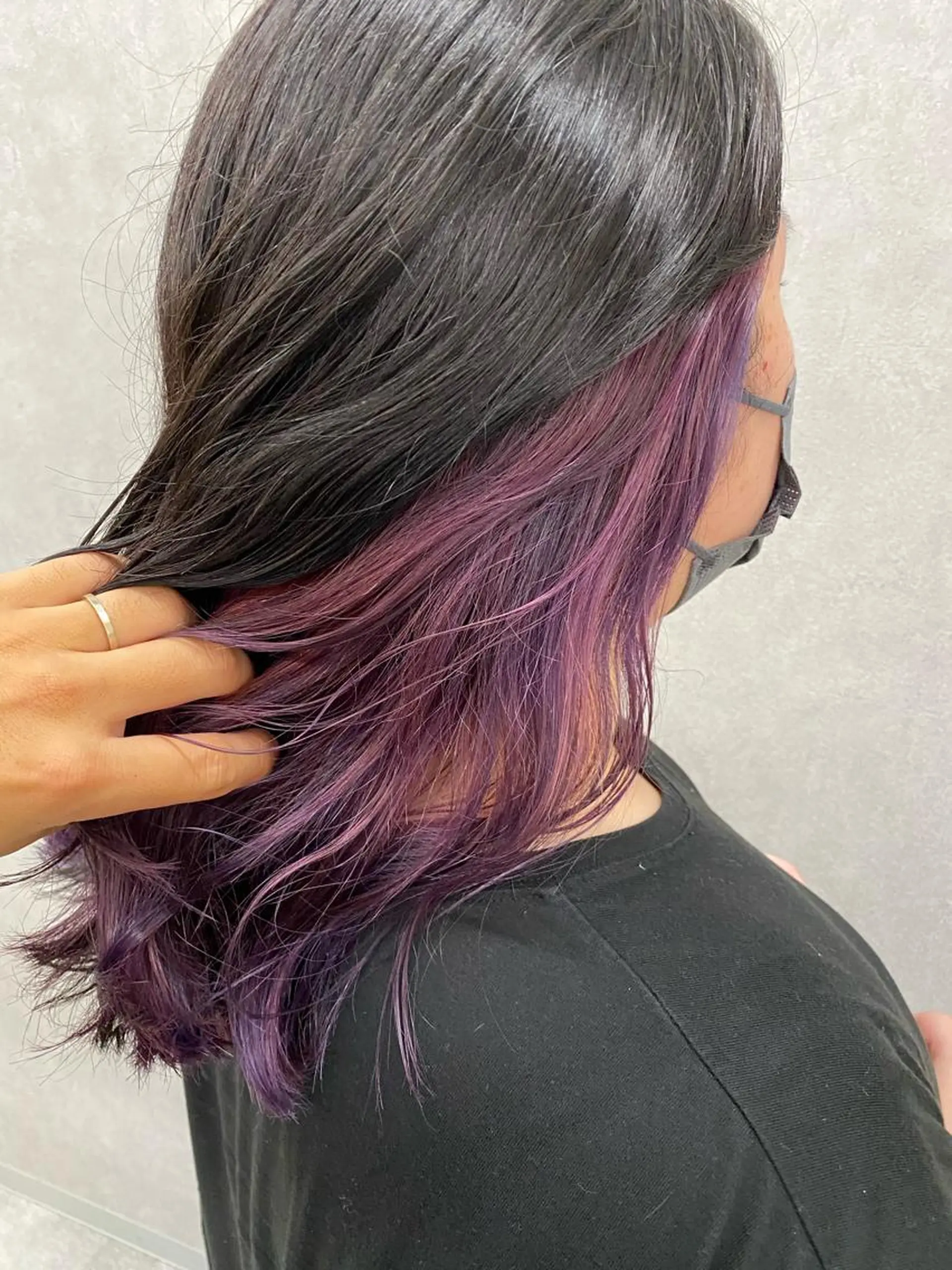 セミロング カラー インナーカラー SHOTA 大人ショートのヘアスタイル