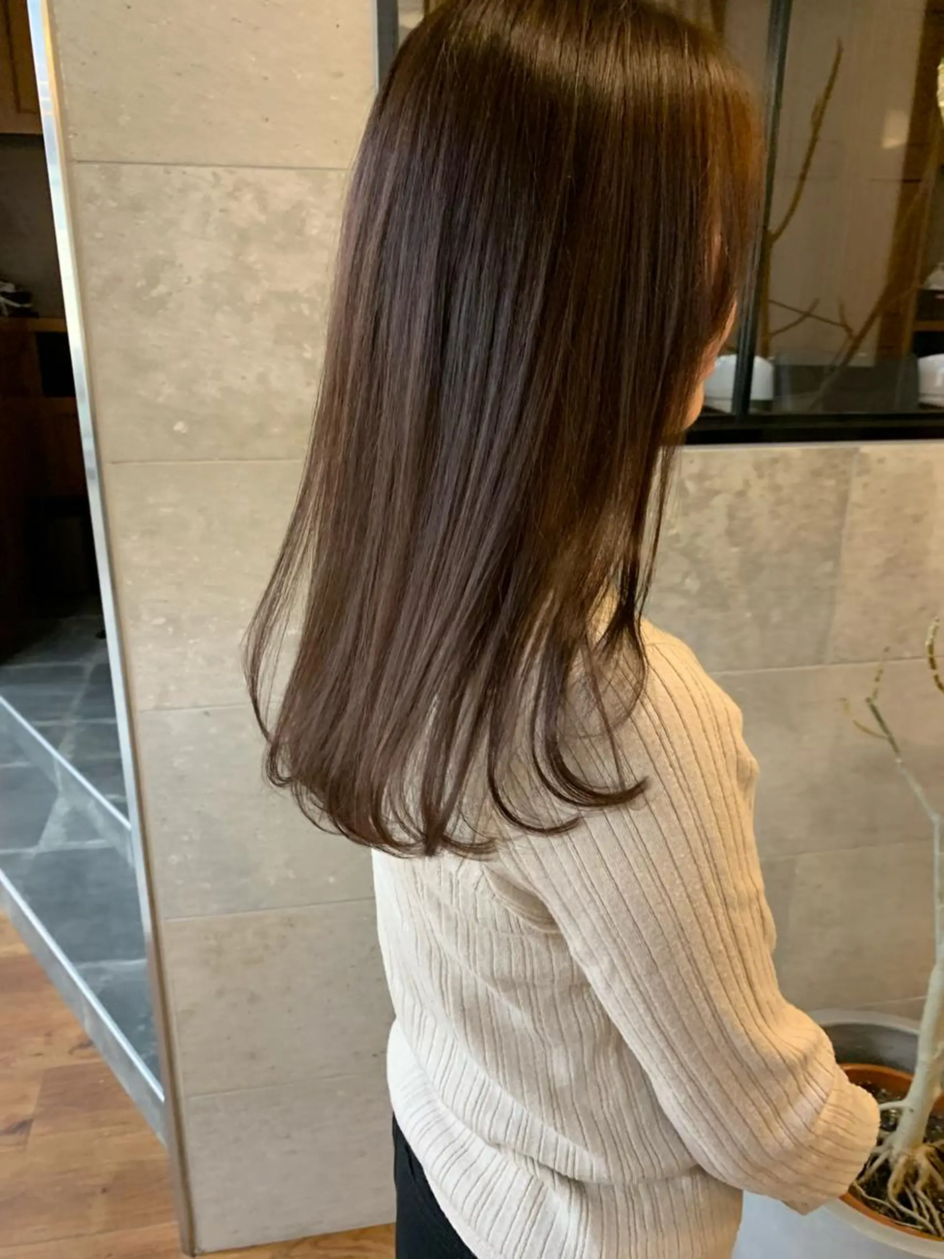 セミロング 開發 智也のヘアスタイル