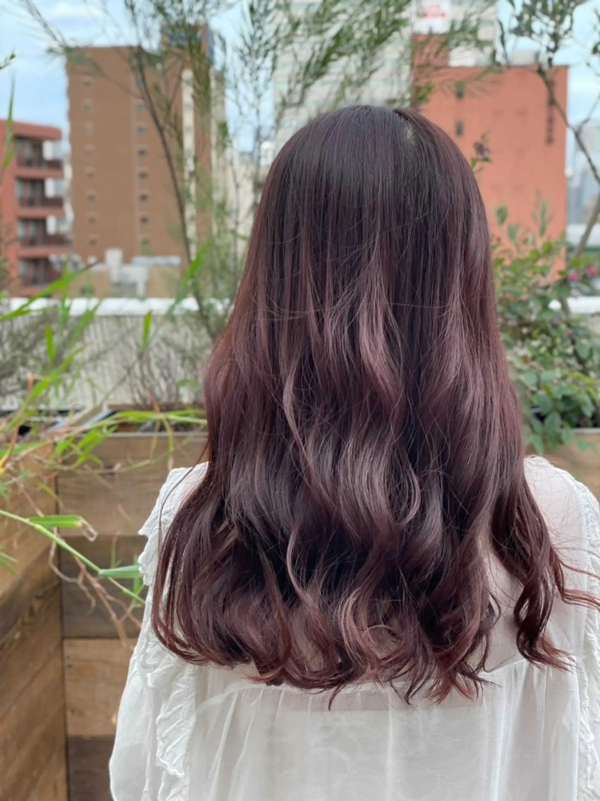 ロング カラー 黒髪 韓国風ヘア ロング トリートメント 酸熱トリートメント N゜jillva ナンバージルバのヘアスタイル