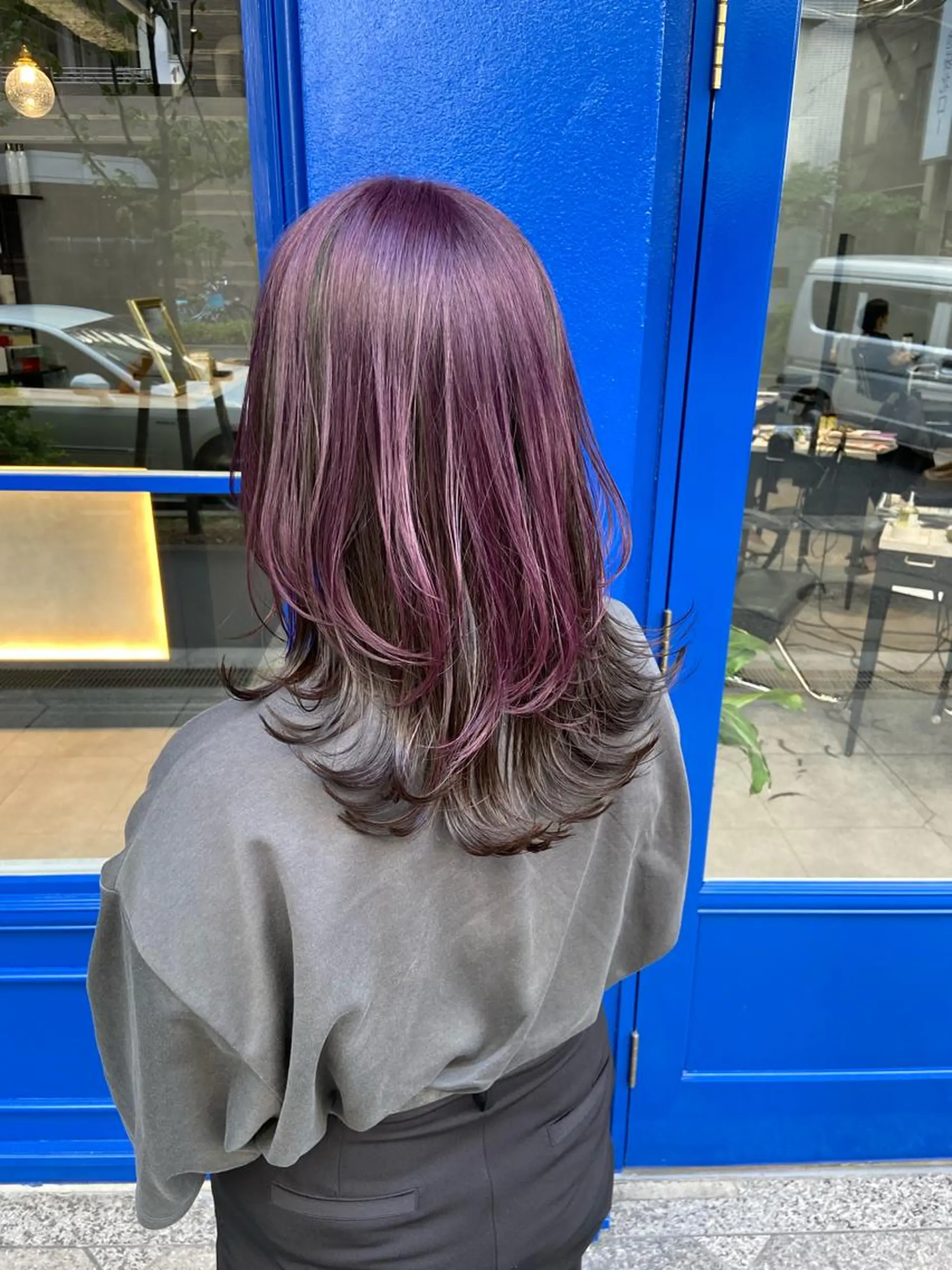 セミロング カラー ウルフカット amie 水戸所属・レイヤー💧艶髪 💧Syotaのヘアスタイル