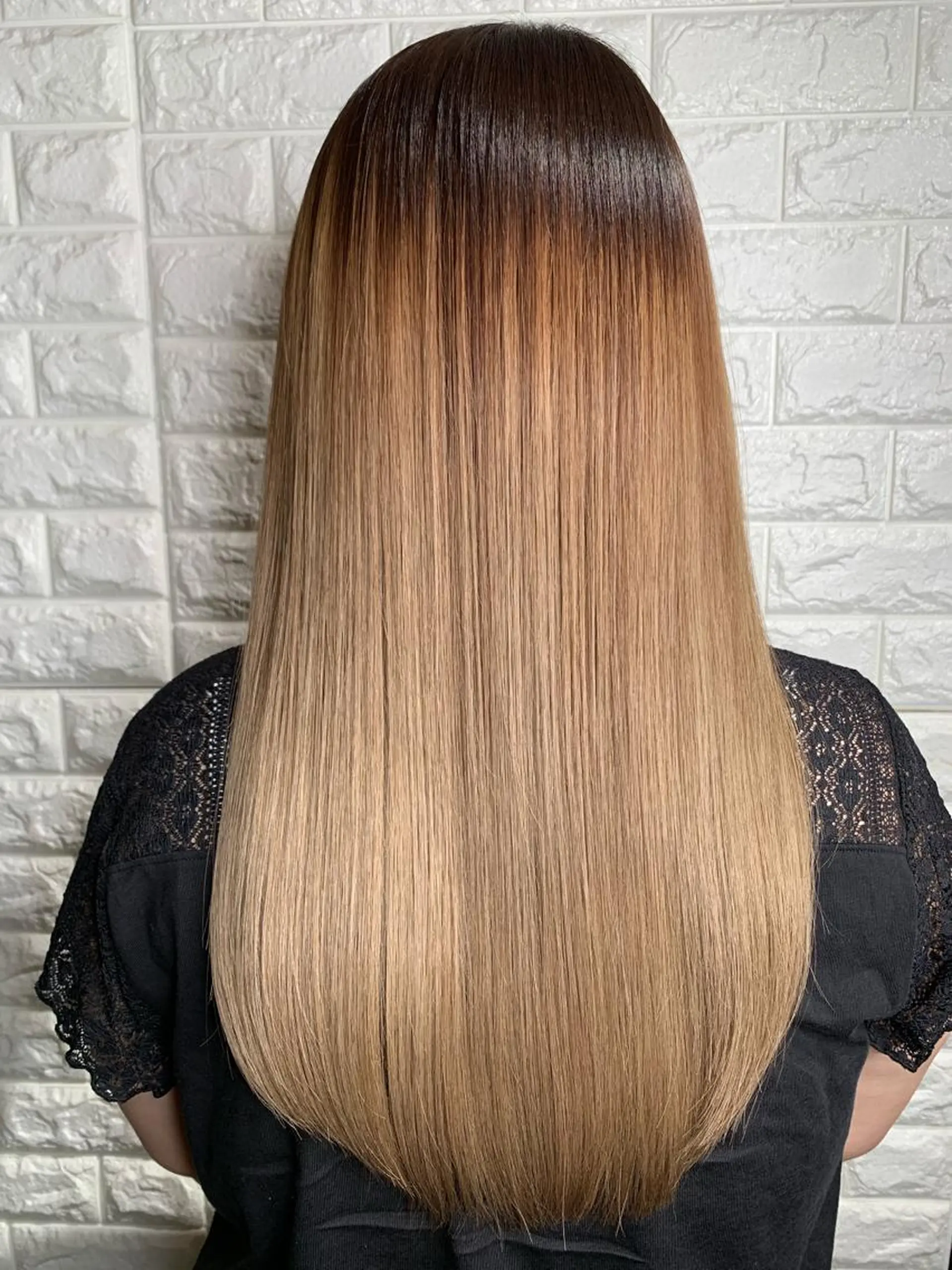 ロング カラー アクアカラー トリートメント 縮毛矯正 トリートメント ヘッドスパ Lee東三国 店長 谷辻誠志のヘアスタイル