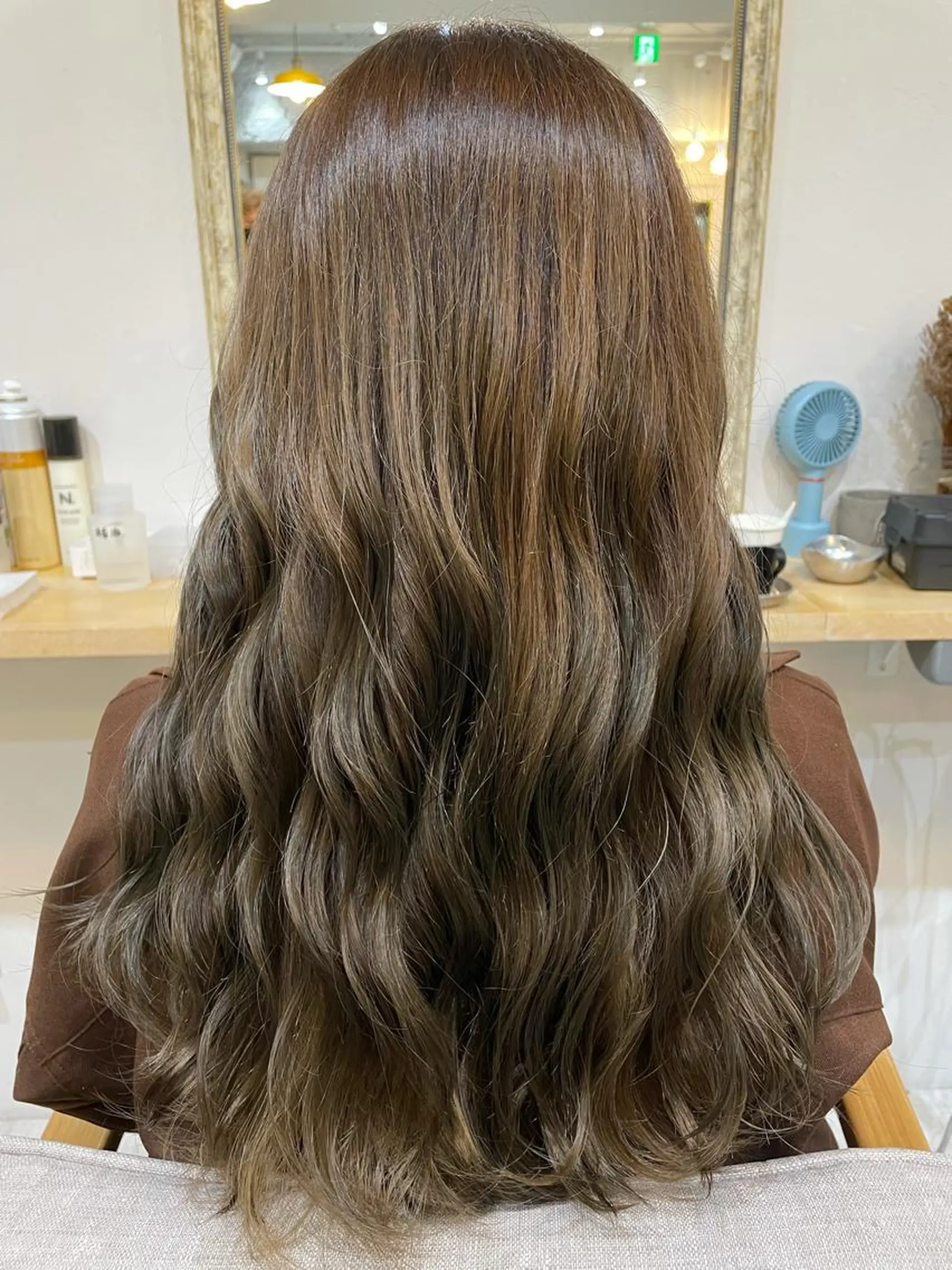 ロング レイヤーカット・ 縮毛矯正 星野のヘアスタイル