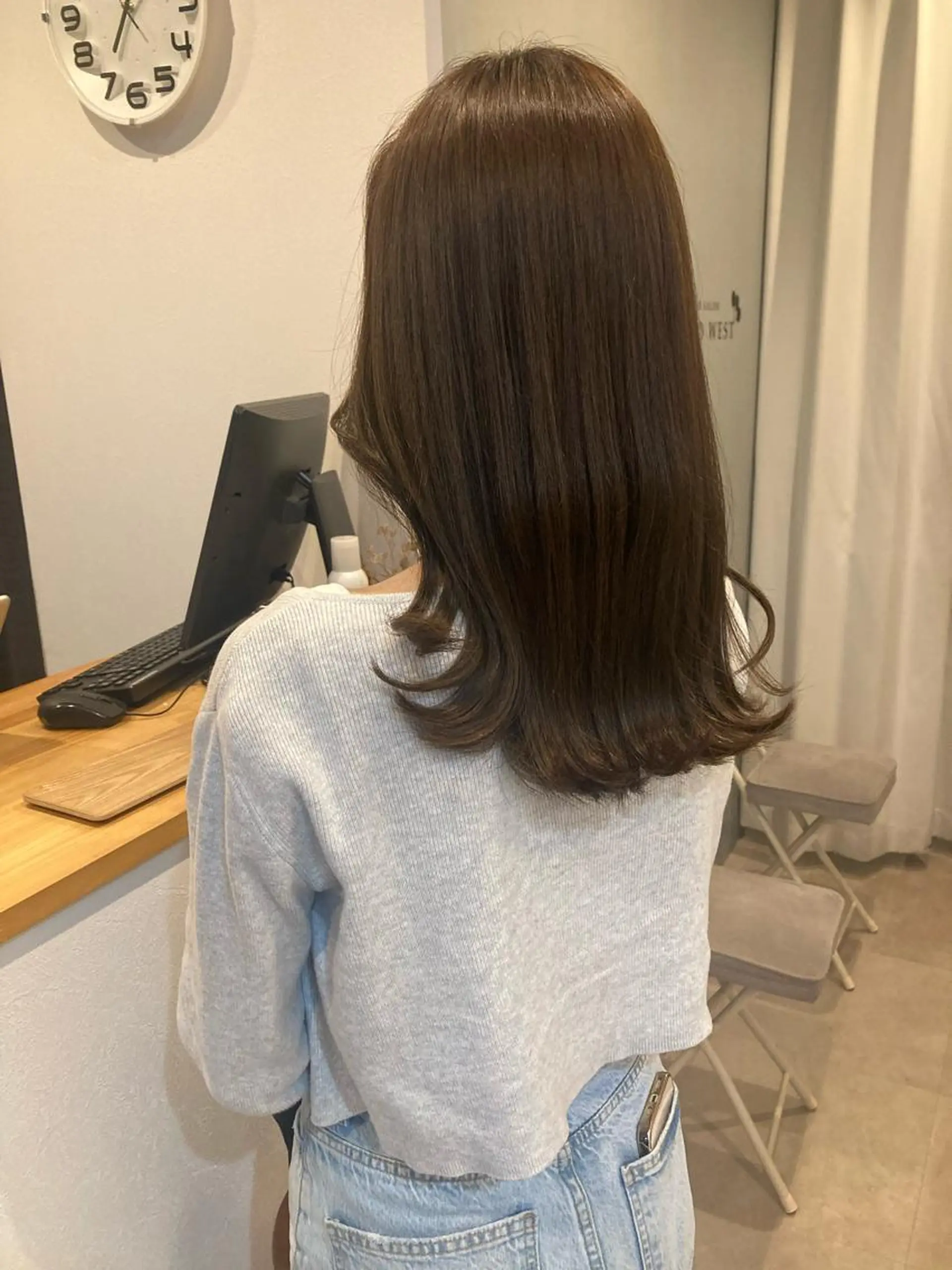 セミロング ✨色持ちの良い艶 カラー✨蟹江真世のヘアスタイル