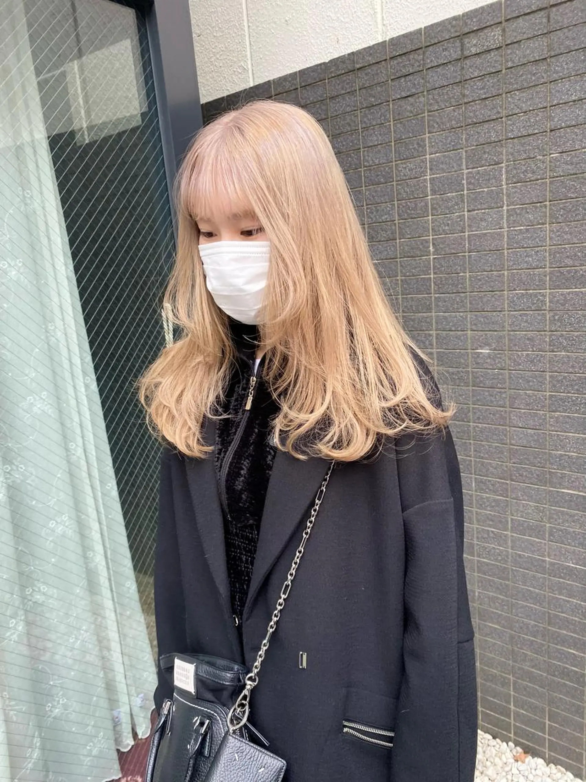 ロング カラー パーマ ヘアアレンジ デザインカラー/ボブ ブリーチカラー/ユリのヘアスタイル