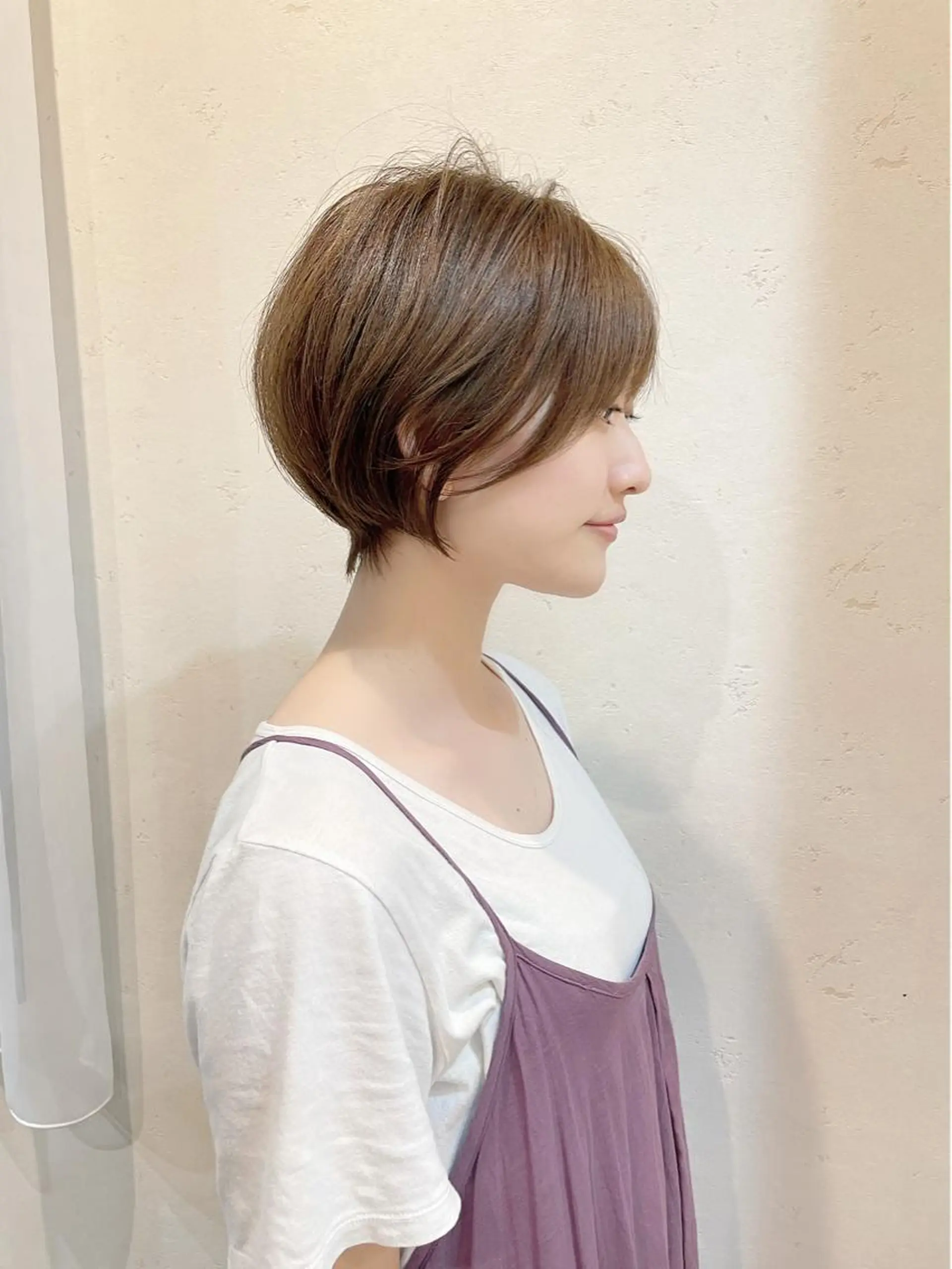 ショート 丸みショート ボブ 髪質改善 韓国風ヘア シースルーバング カット ヘアカラー トリートメント 🌹ハッシュカット、 レイヤー韓国ヘア🌹のヘアスタイル