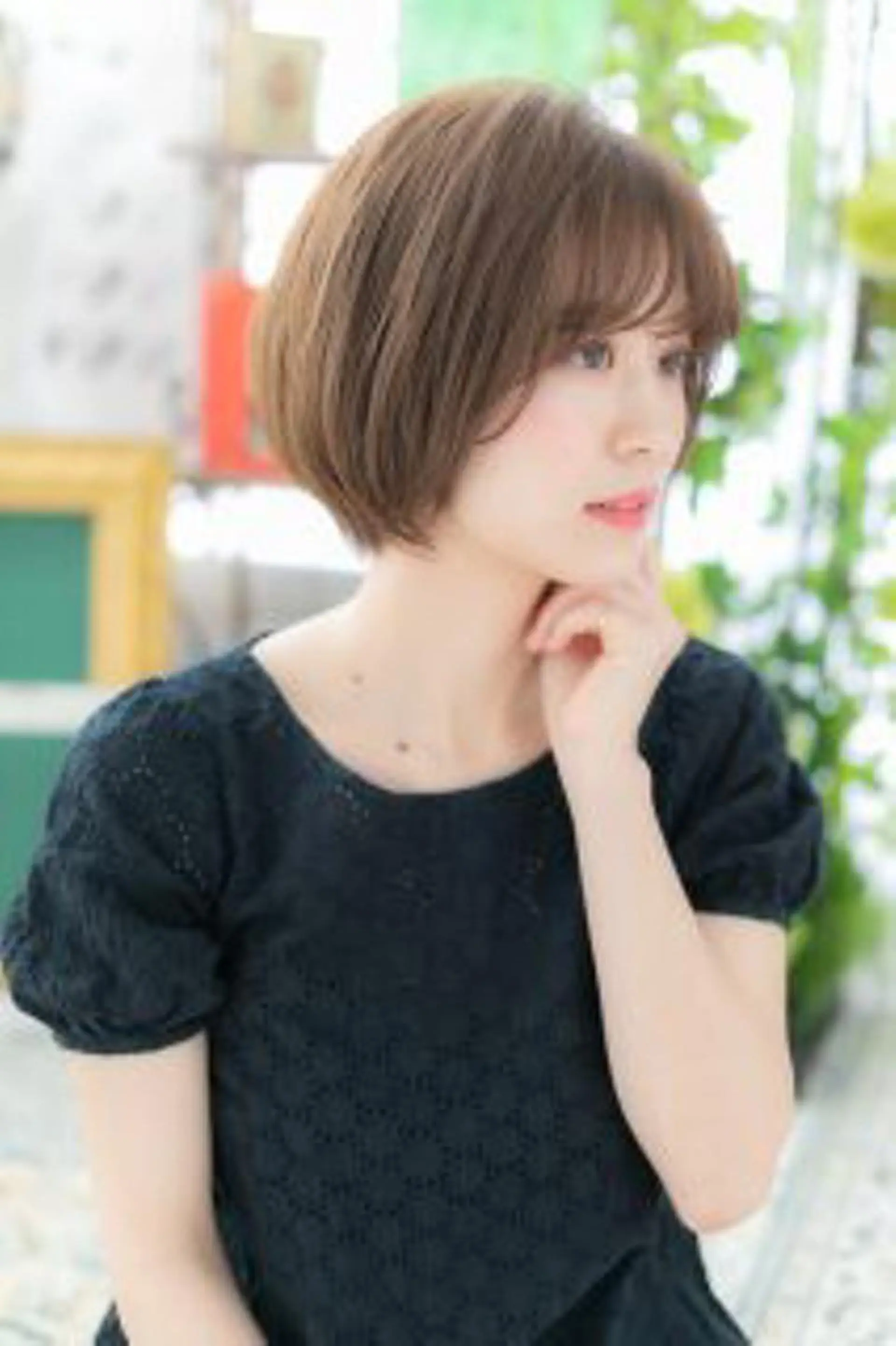 ショート カラー 出川 宙☘️のヘアスタイル