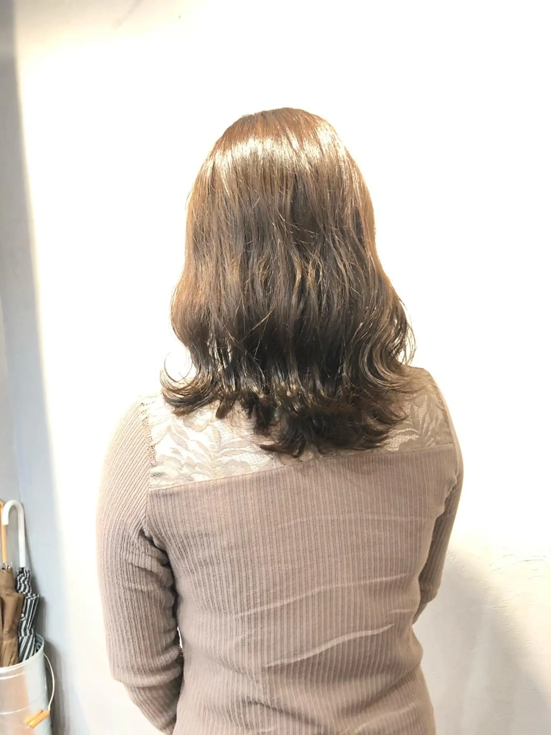 ミディアム カラー ブリーチ グレージュ ブリーチなしカラー ベイリコルド　アトリ 店長　宮城一真のヘアスタイル