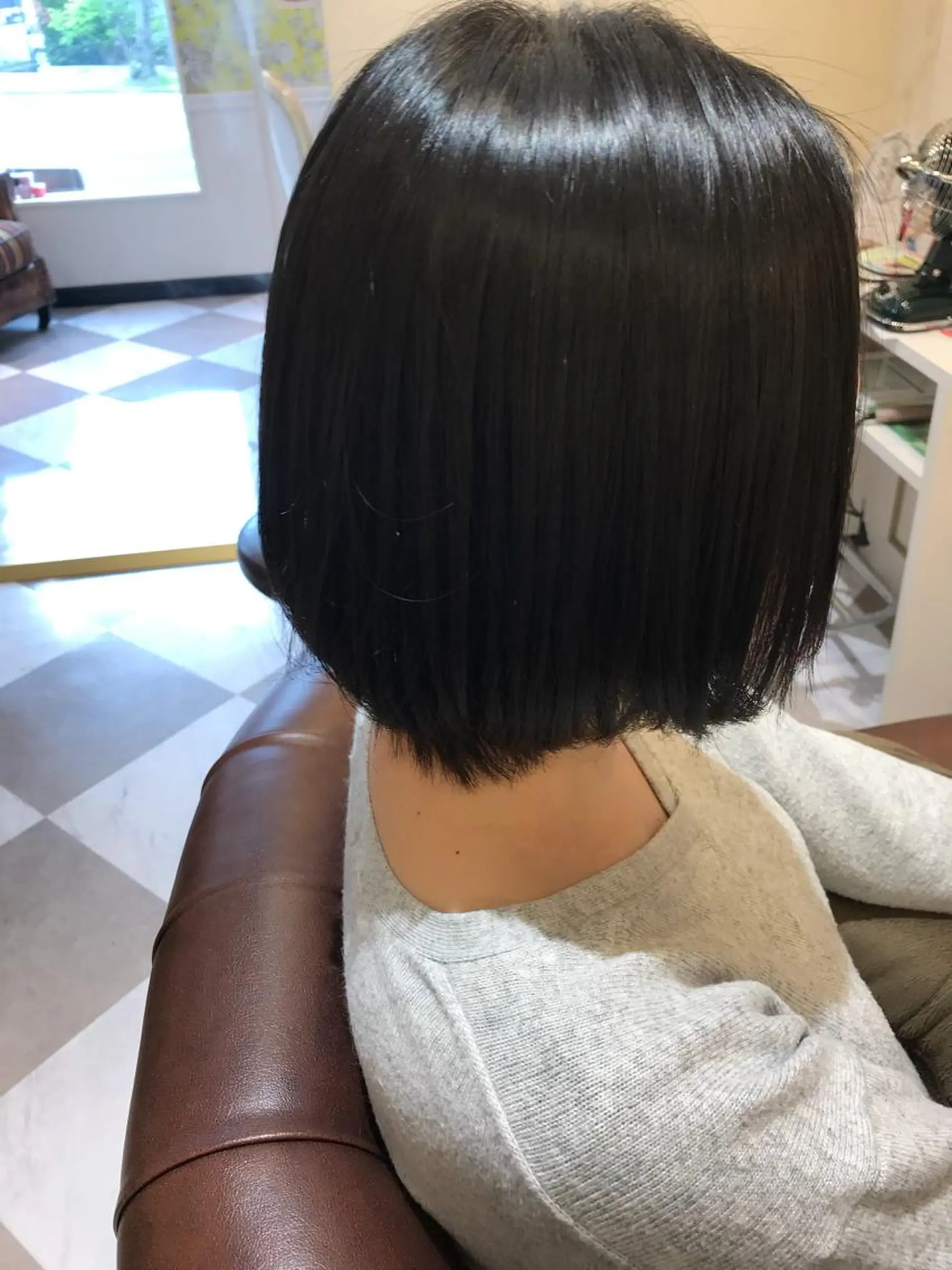 ショート 粟田 めぐみのヘアスタイル