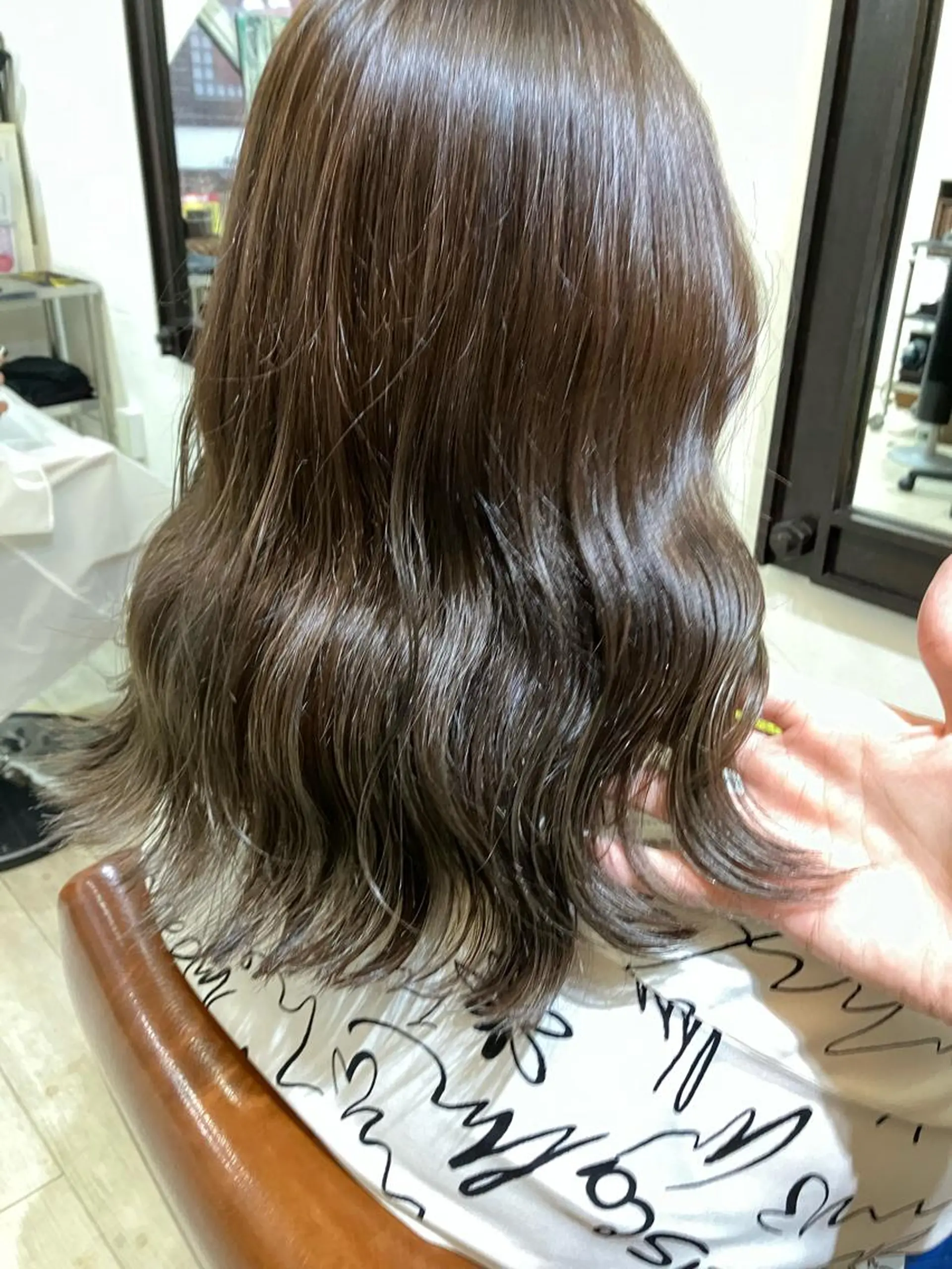 セミロング カラー 🍀髪質改善、カラー TAICHI🍀のヘアスタイル