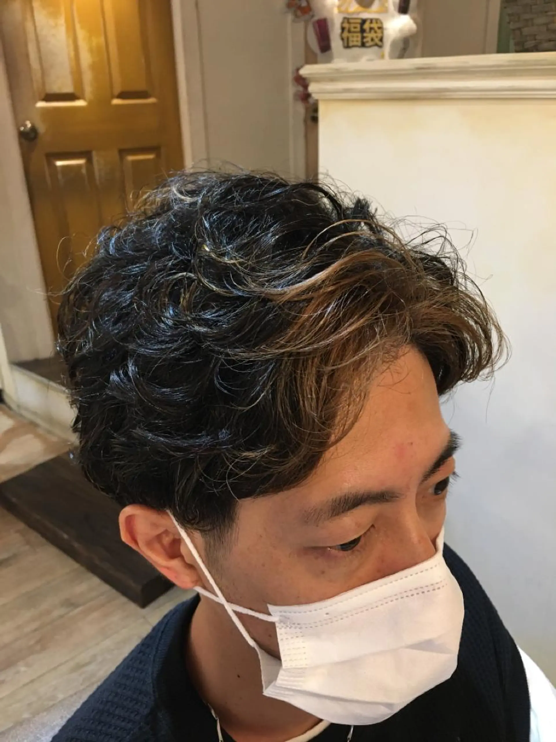 ショート カラー パーマ メンズ メンズパーマ plaatje 義見のヘアスタイル