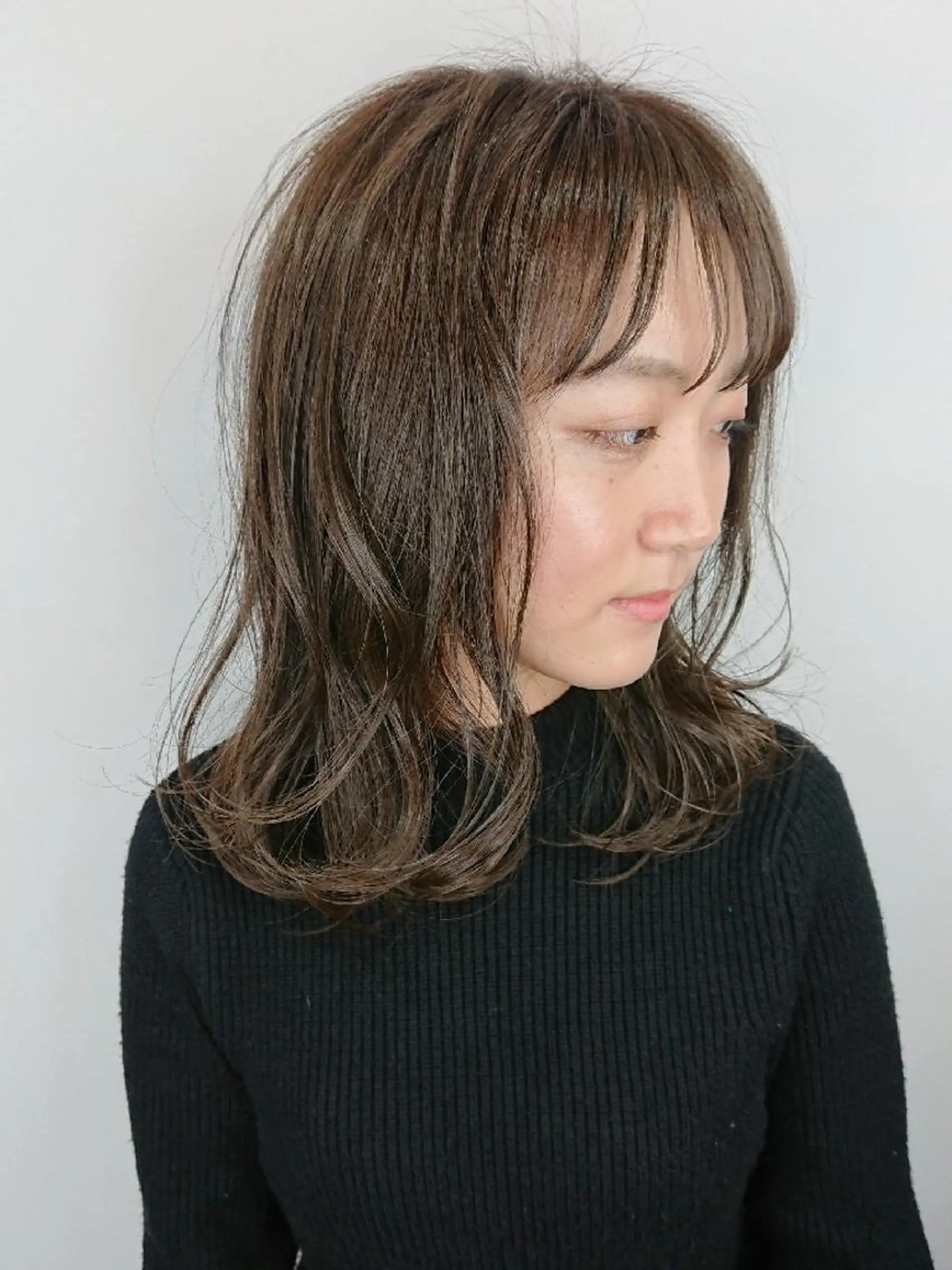 ミディアム カラー イルミナカラー 顔周りカット レイヤーカット カット ヘアカラー ✨ブリーチなし透明感 カラー✨ゆりかのヘアスタイル