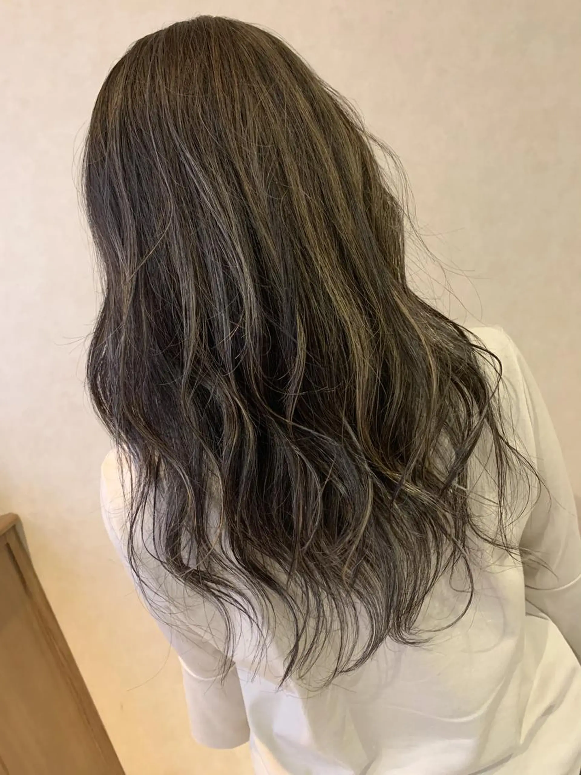 ロング Lit.豊橋 夏目のヘアスタイル