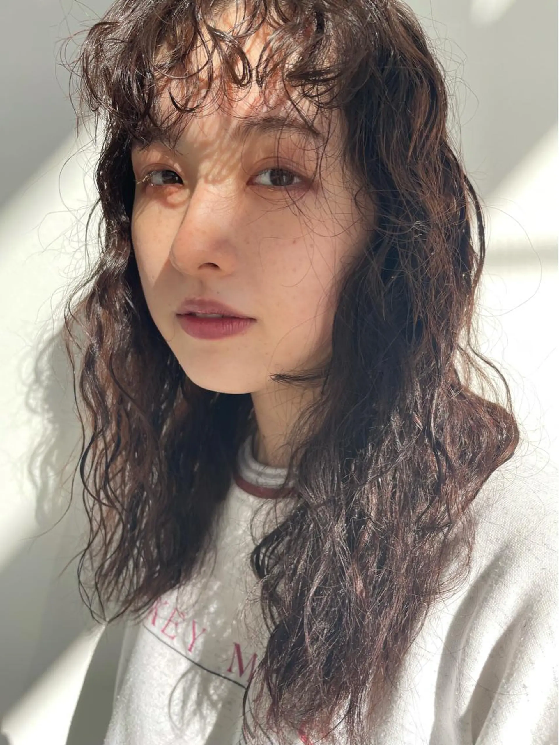 ロング カラー パーマ ヘアアレンジ satsuki 暖色・ブラウンカラーのヘアスタイル