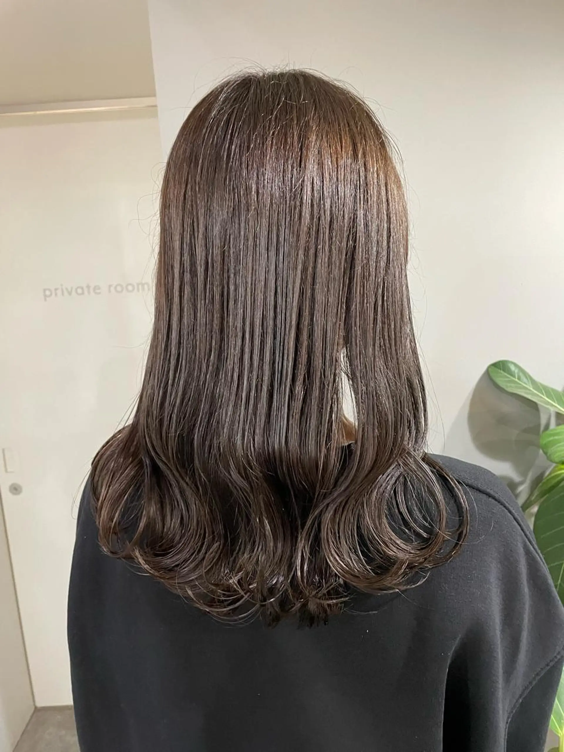 セミロング カラー 心斎橋韓国ボブ 好原良真のヘアスタイル