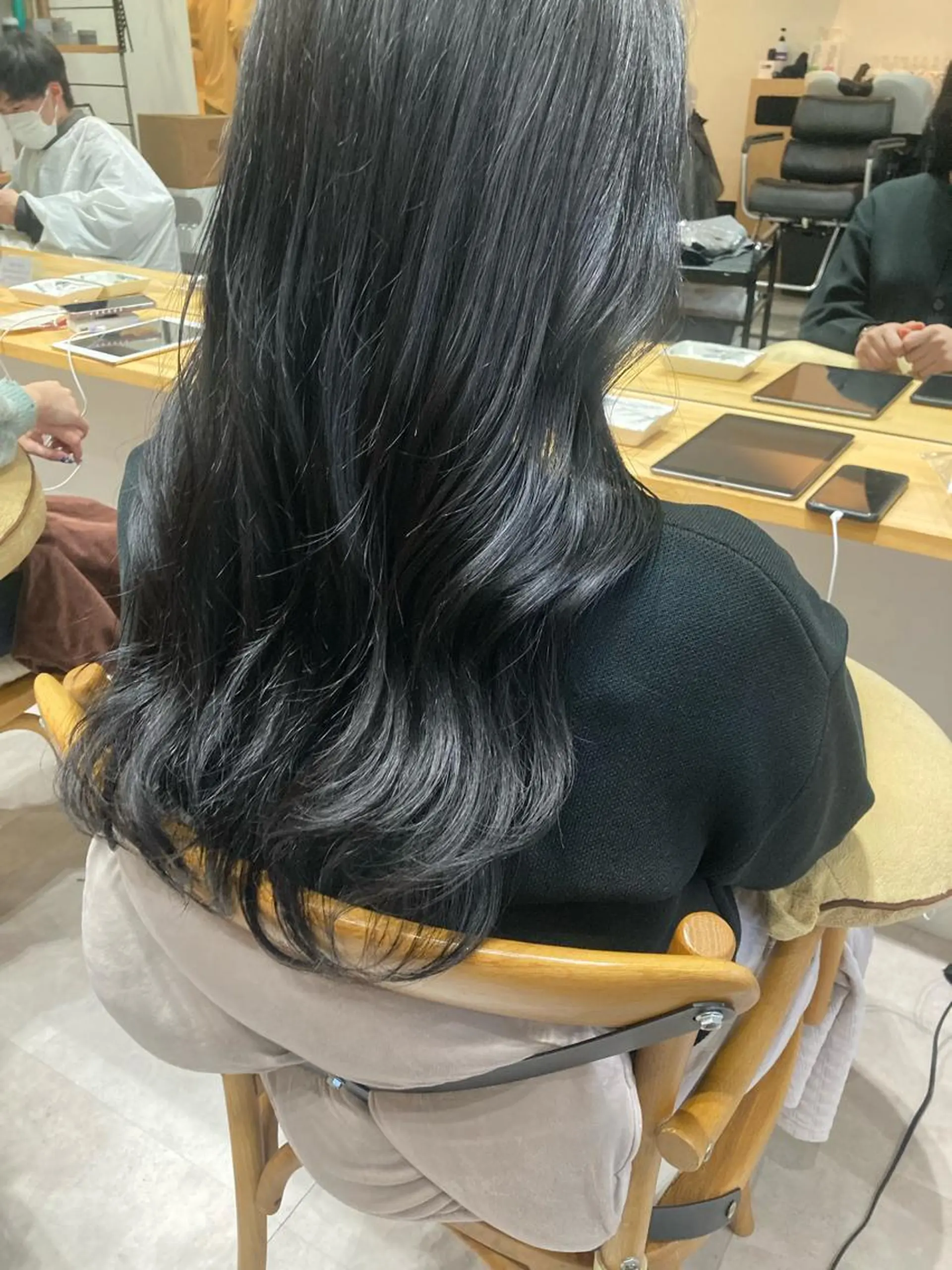 ロング カット ヘアカラー トリートメント ✨色持ちの良い艶 カラー✨蟹江真世のヘアスタイル