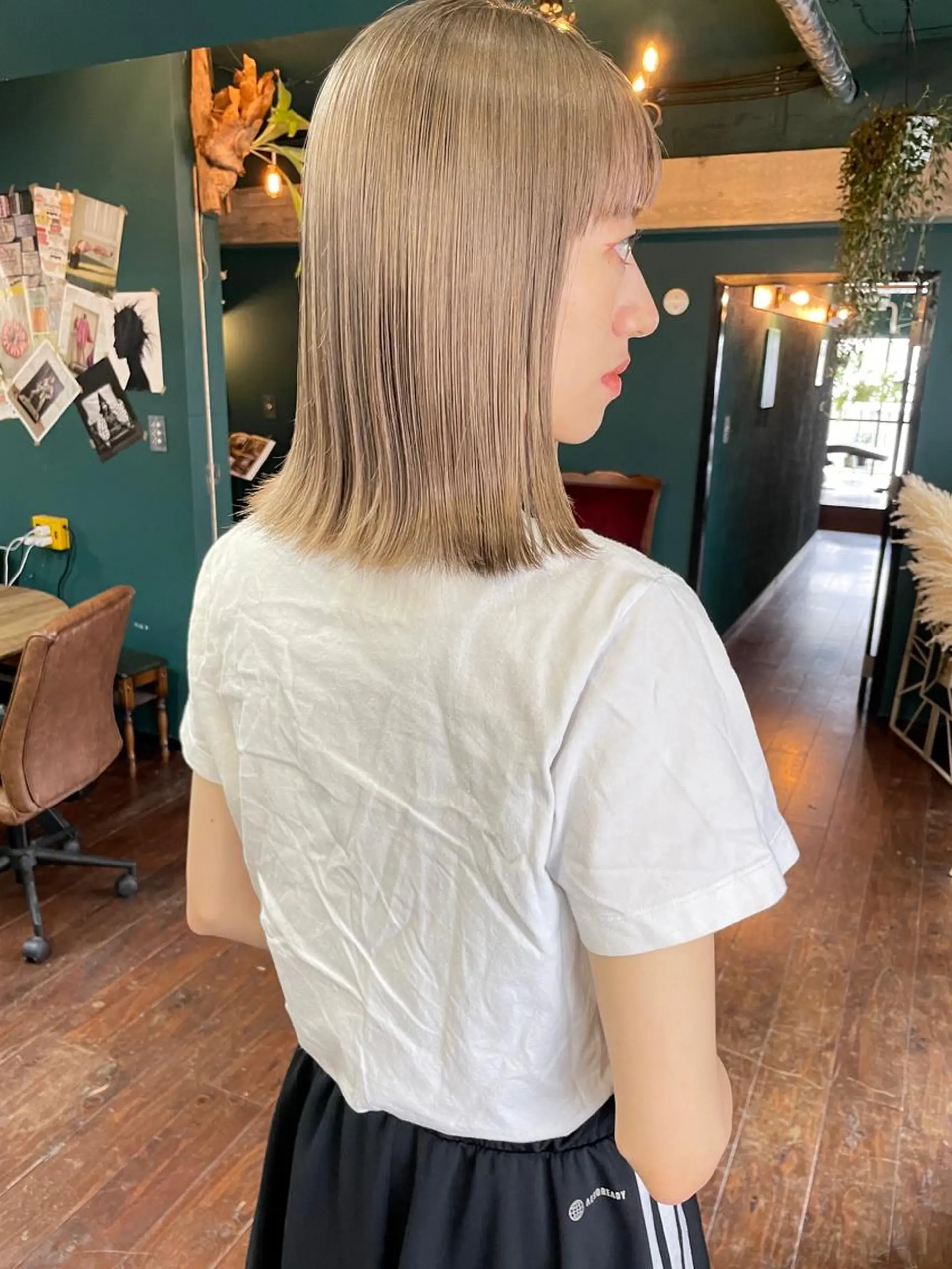 ミディアム カット ヘアカラー トリートメント vivre libreのヘアスタイル