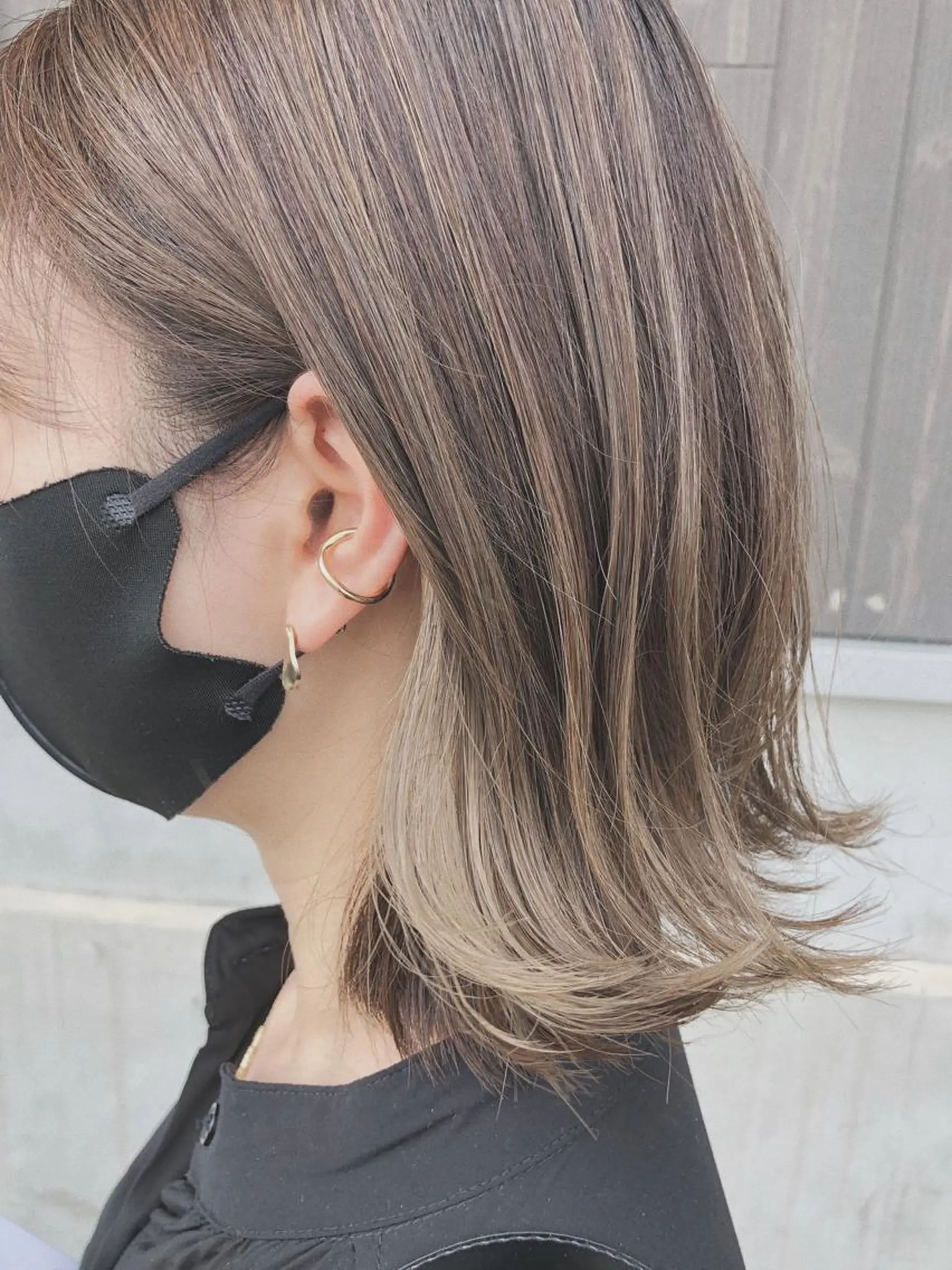 ショート カラー ベージュカラー ハイライトカラー ハイライト カット ヘアカラー トリートメント NAKAGAWA YUICHIのヘアスタイル