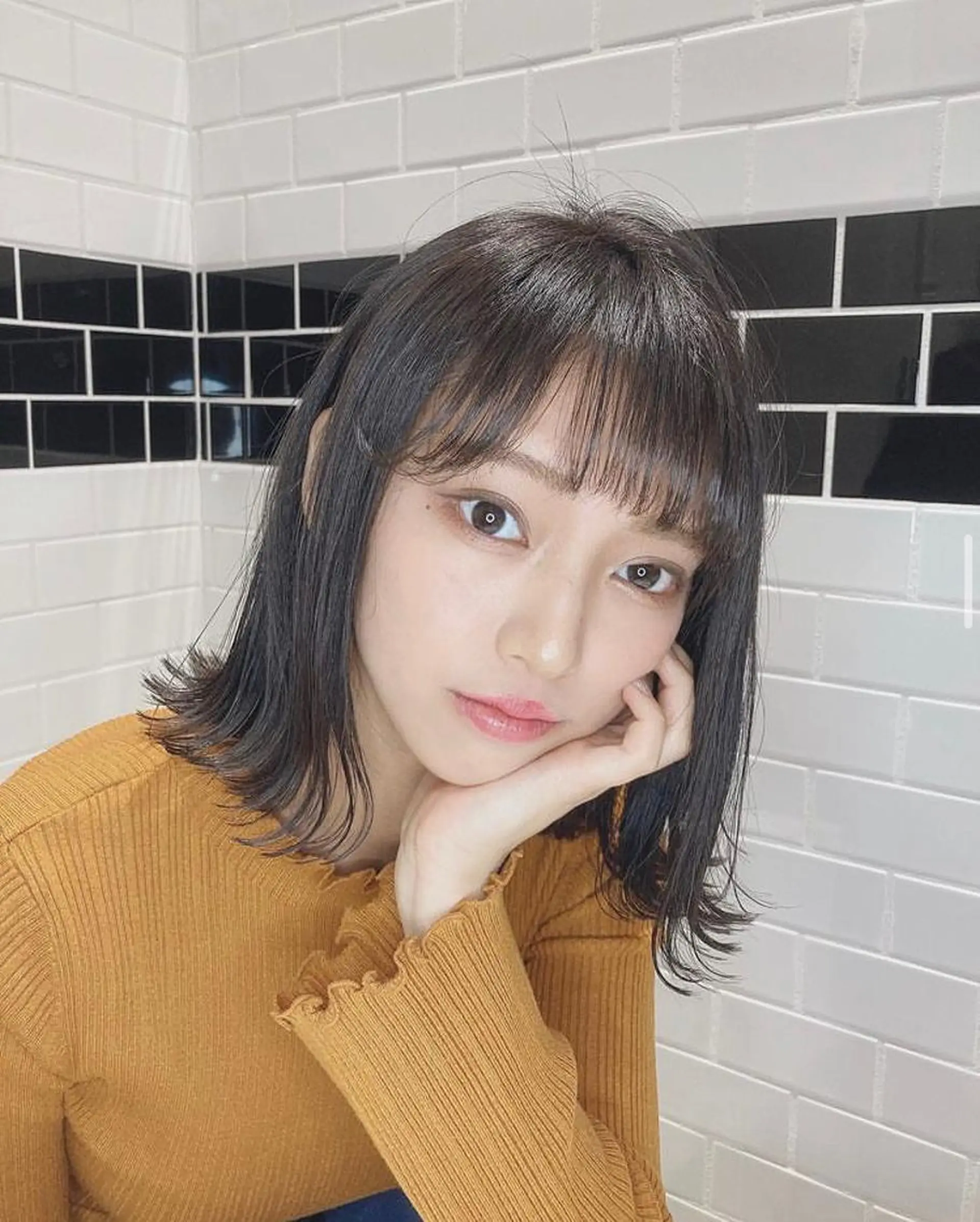 ショート ヘアアレンジ 切りっぱなしボブ ボブ 天使の羽バング・フェザーバング シースルーバング 外ハネヘア エグチ アキラのヘアスタイル