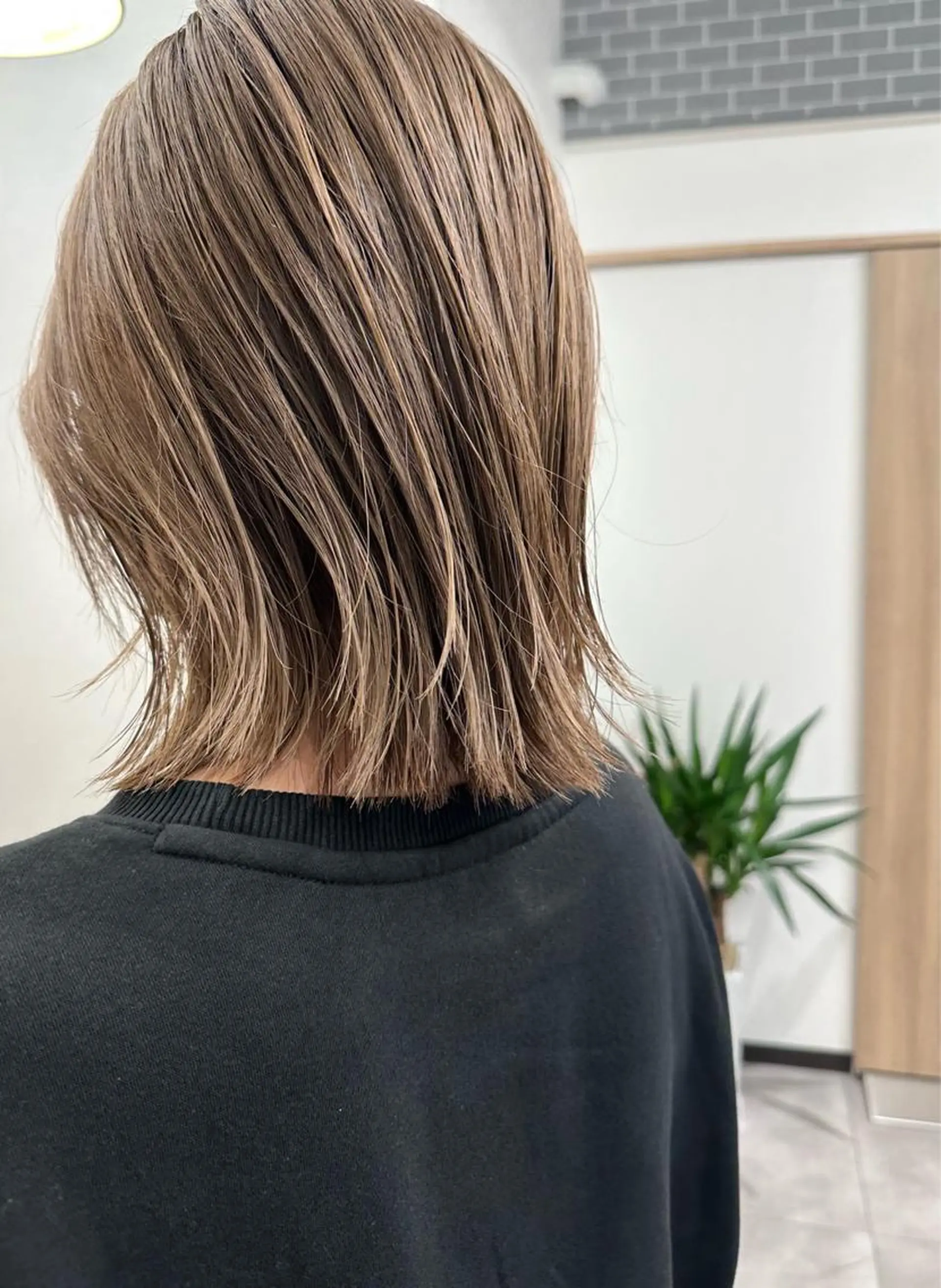 ミディアム カラー ヘアカラー ハイトーン/ボブ/ レイヤー💫カイセイのヘアスタイル