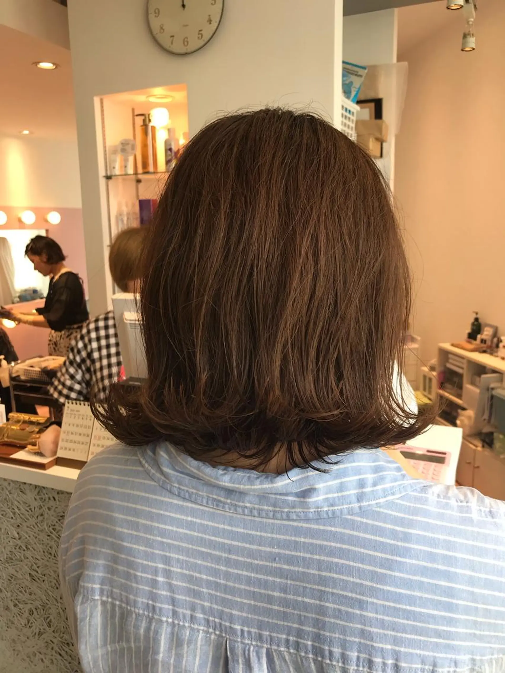 ミディアム カット ヘアカラー トリートメント ヘッドスパ 所渉/韓国レイヤー /ウルフカットのヘアスタイル