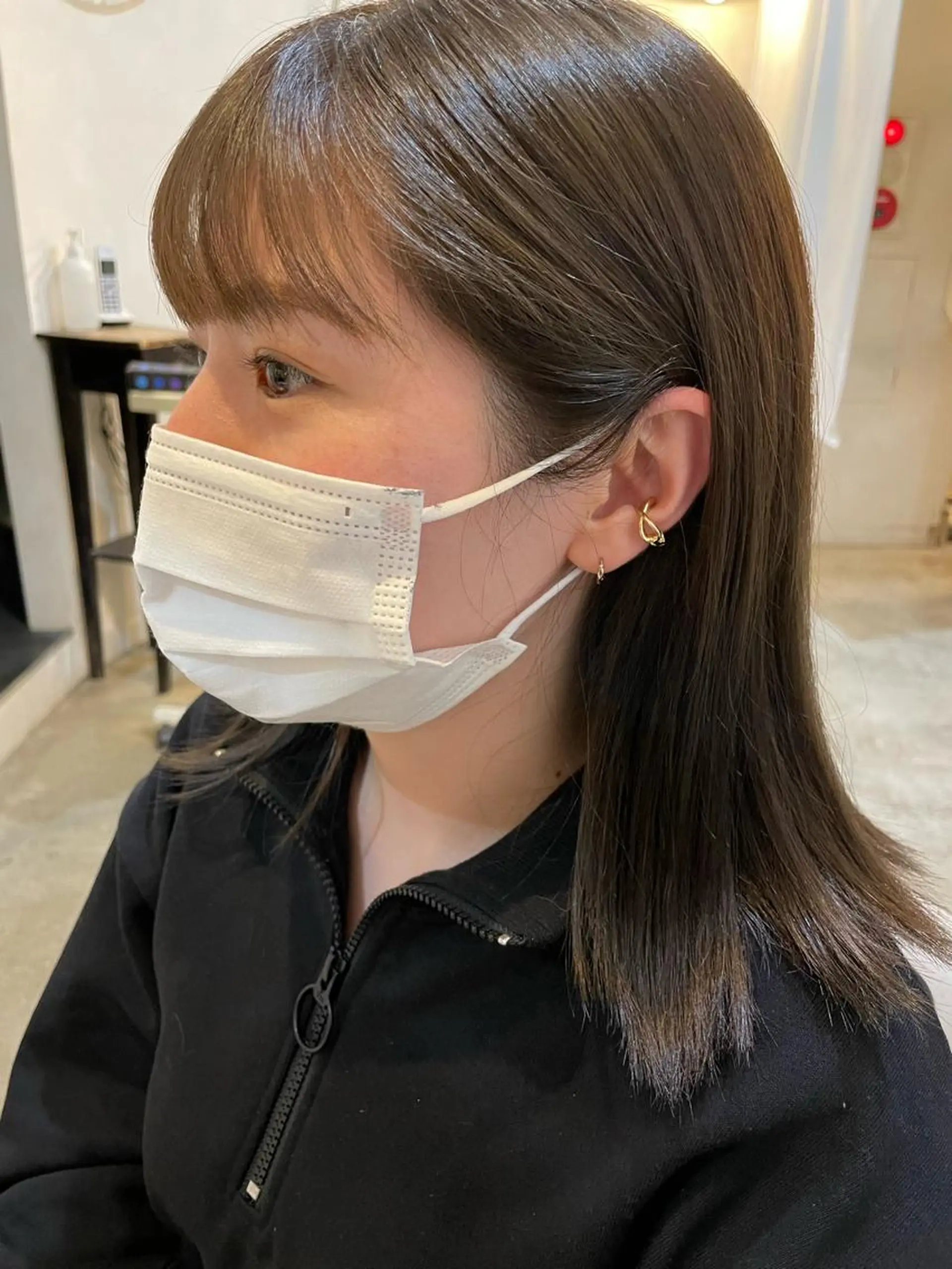 ミディアム 宮下 祐香のヘアスタイル