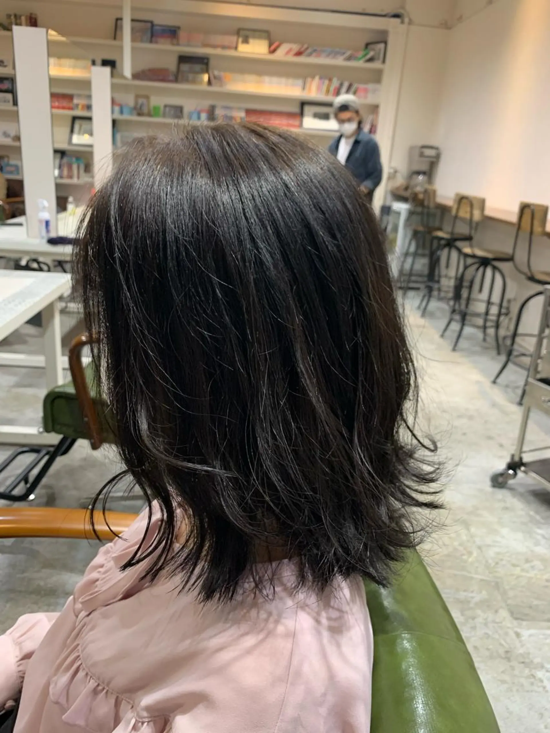 ミディアム カラー ヘアアレンジ グレージュ ヘアカラー トリートメント ヘアセット 金子 廉のヘアスタイル