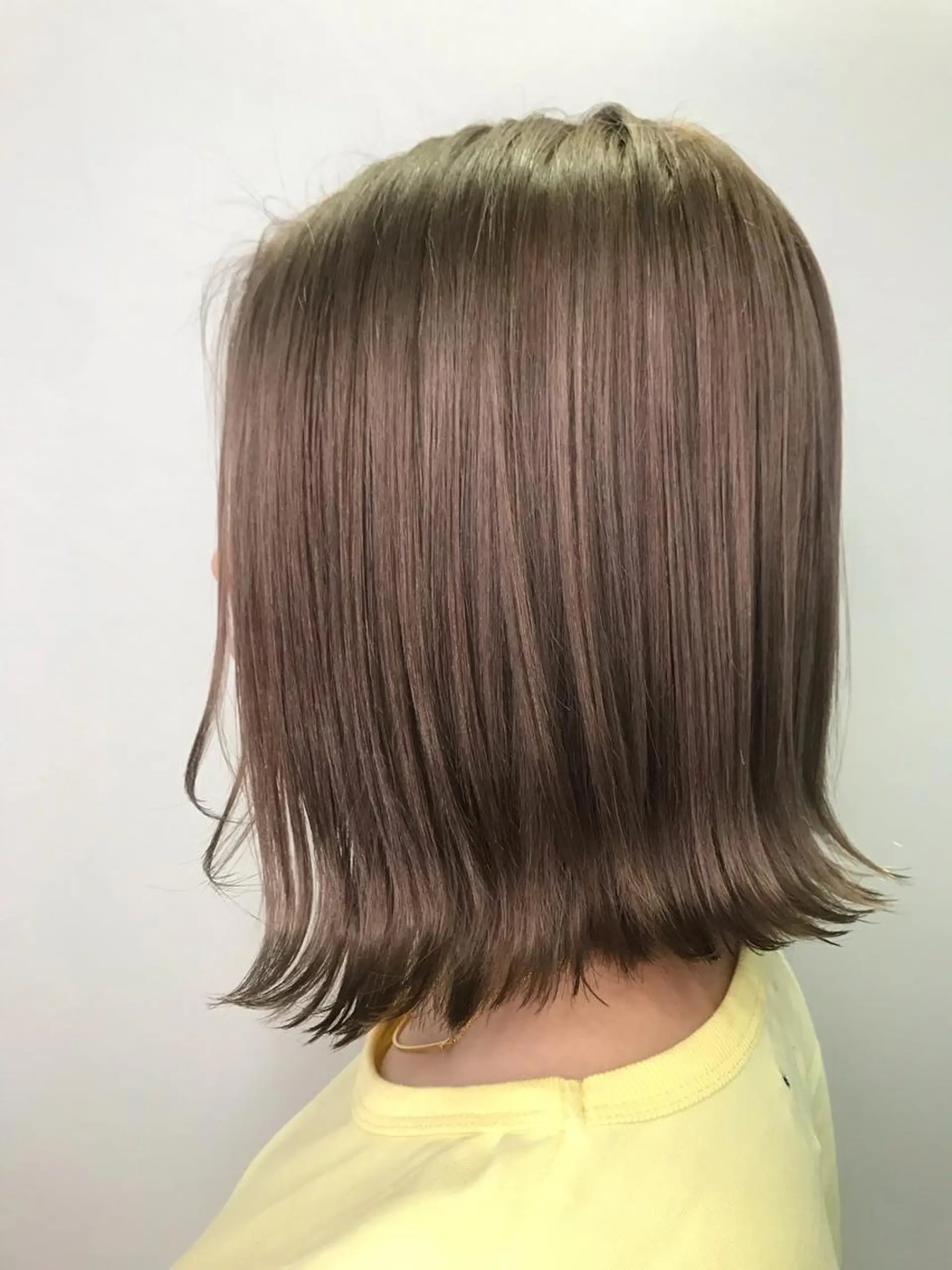 ショート カラー 韓国メンズヘア　ミル クティボブ　足立佳代のヘアスタイル