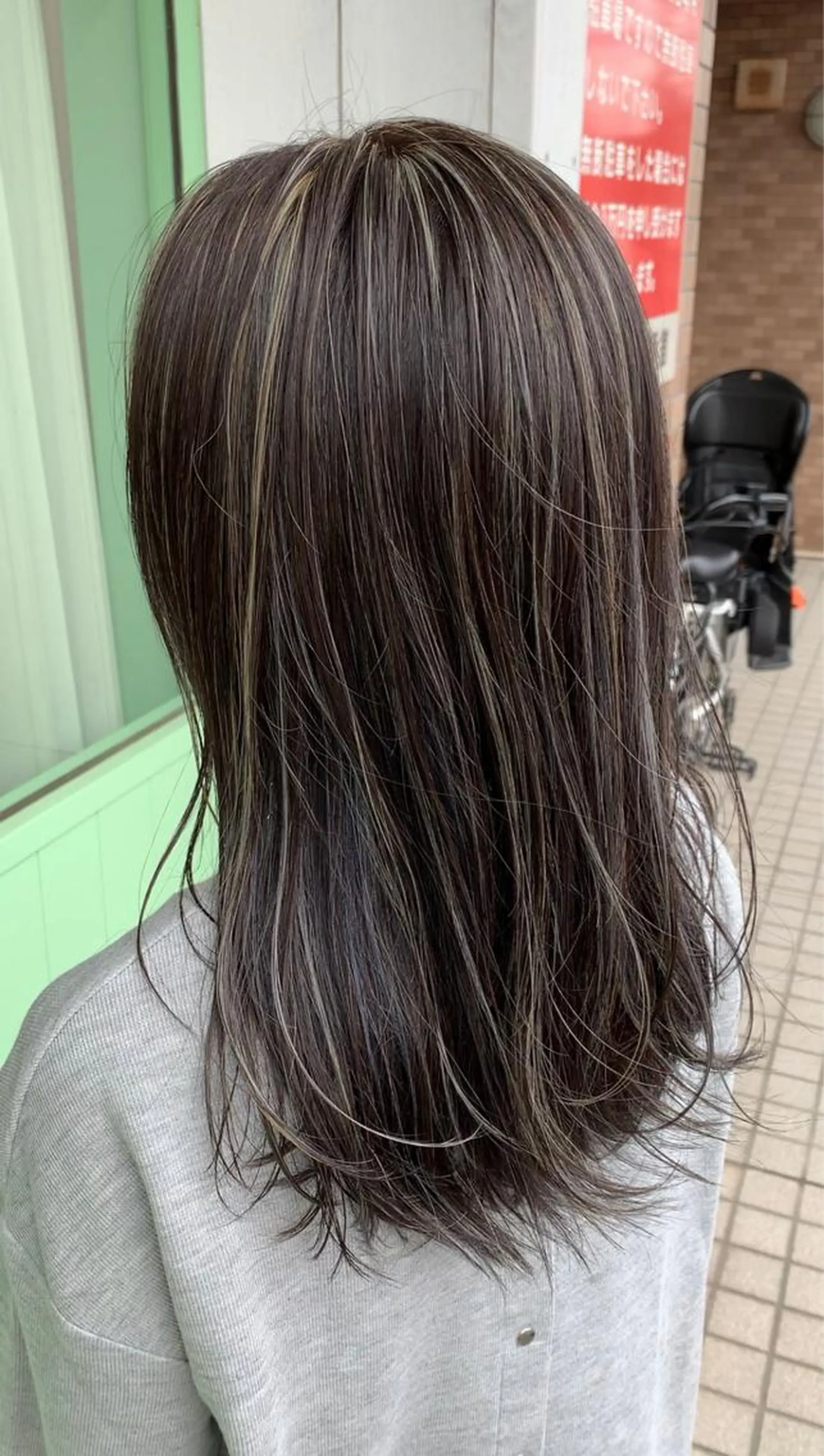 ロング カラー ハイライトカラー ハイライト schon 仙台のヘアスタイル