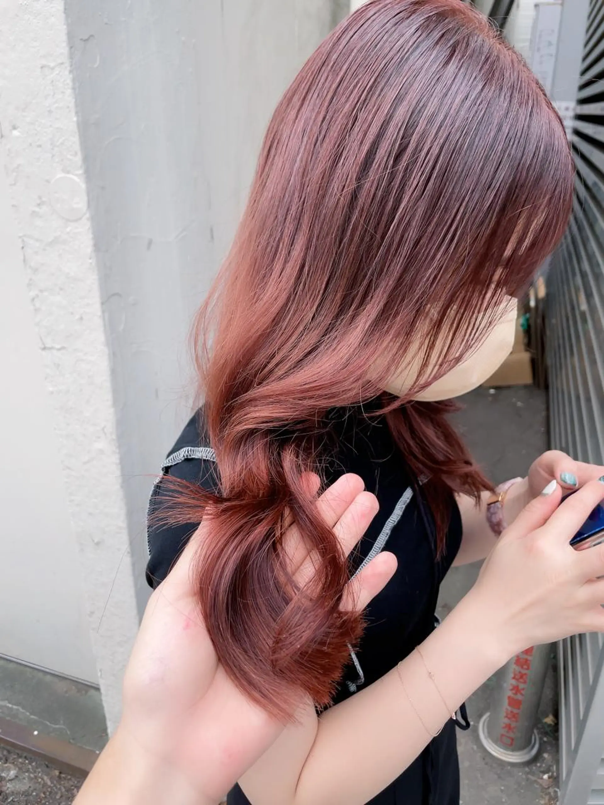 ミディアム カラー 岩戸 新のヘアスタイル