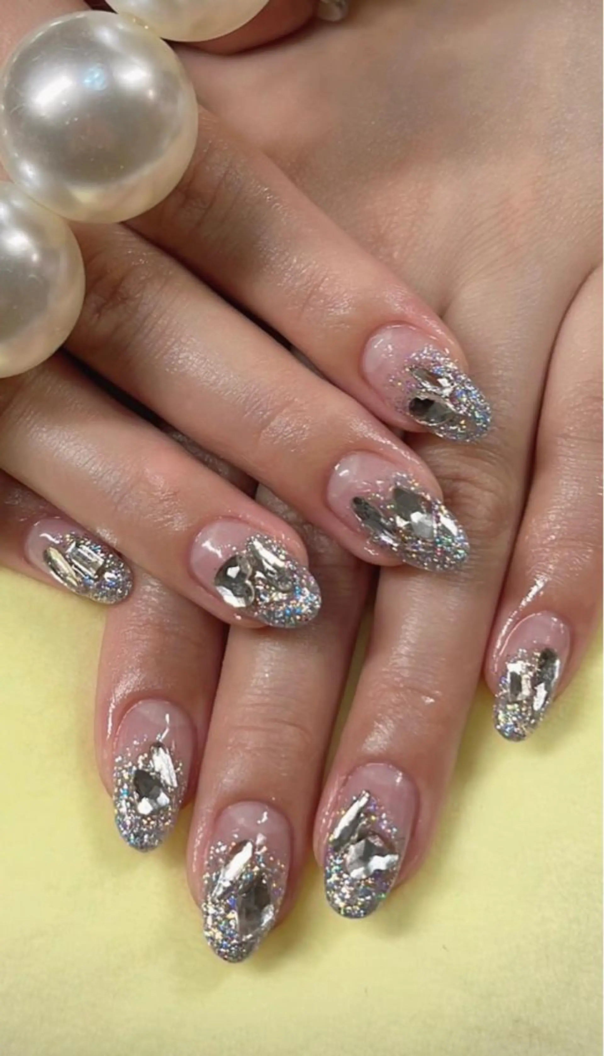 ミディアム TAKAMATSU RINAのネイルデザイン