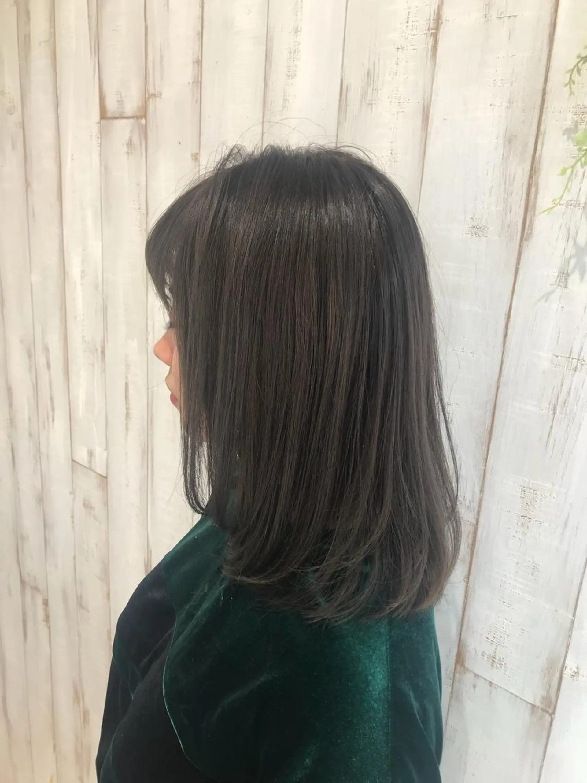 ミディアム カラー 鈴木 まりやのヘアスタイル