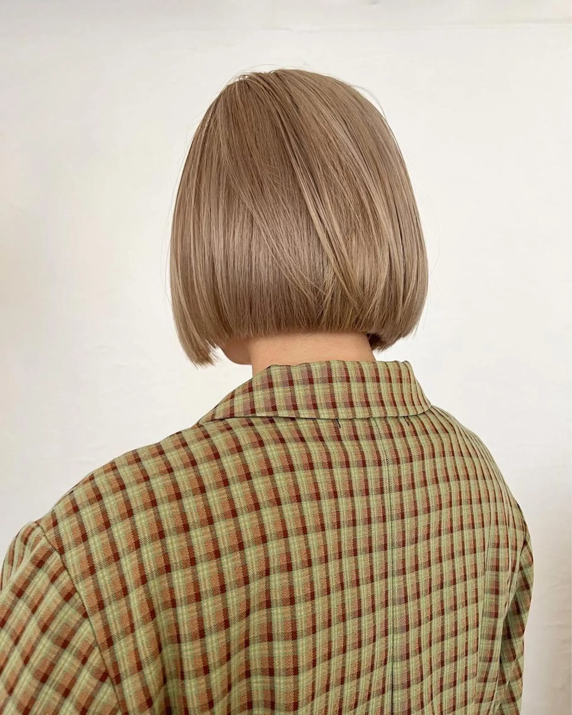 ミディアム カラー 藤原 怜央のヘアスタイル