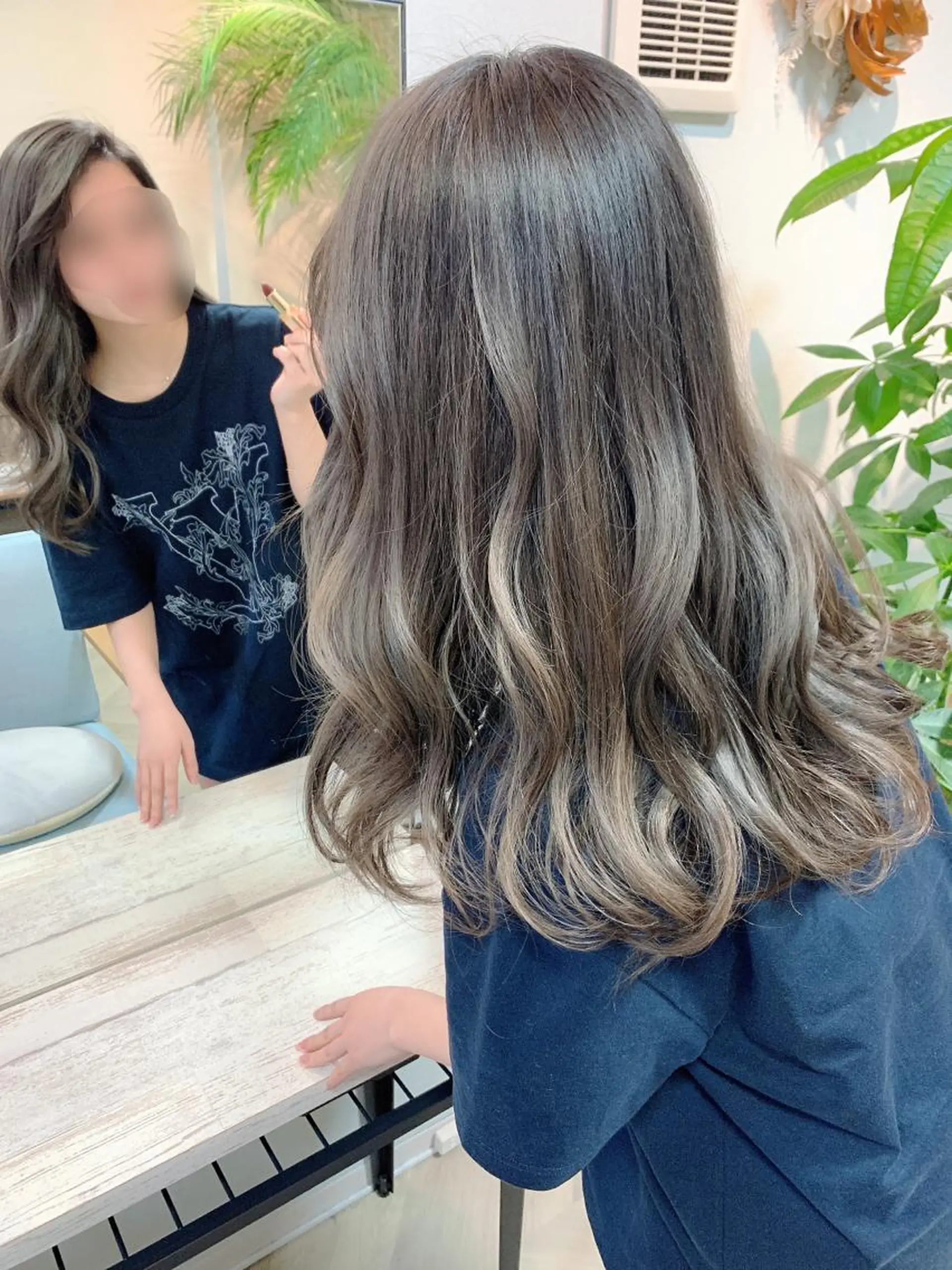 ロング カラー グレージュ 外国人風カラー Beach 代表 KENTAのヘアスタイル
