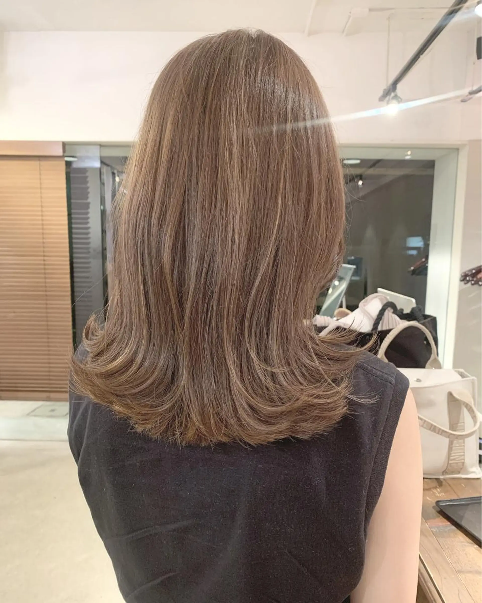 セミロング カラー 透明感/オリーブ/ グレージュ/YUKAのヘアスタイル