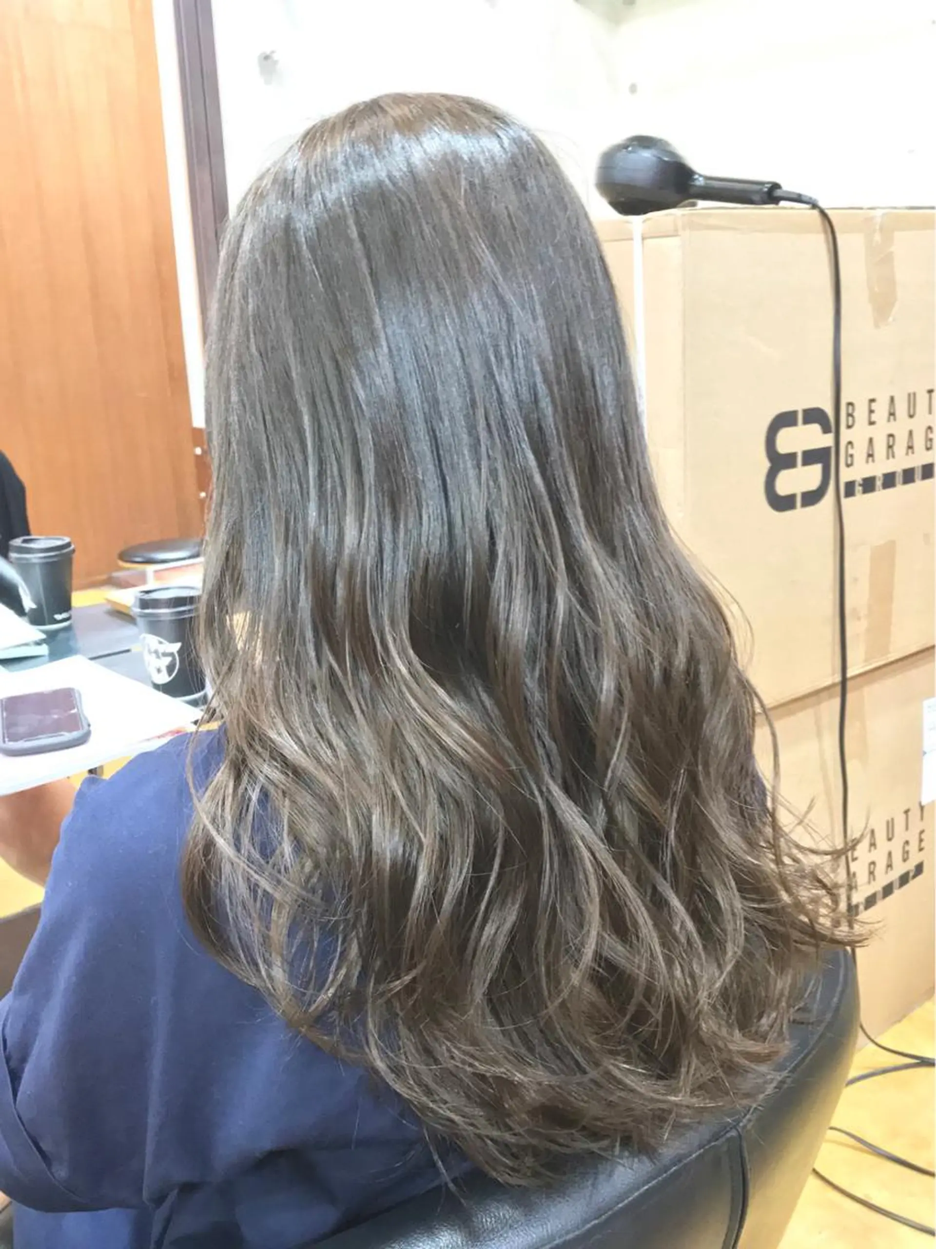 ロング カラー グレージュ 韓国レイヤーカット★ 小林大樹のヘアスタイル