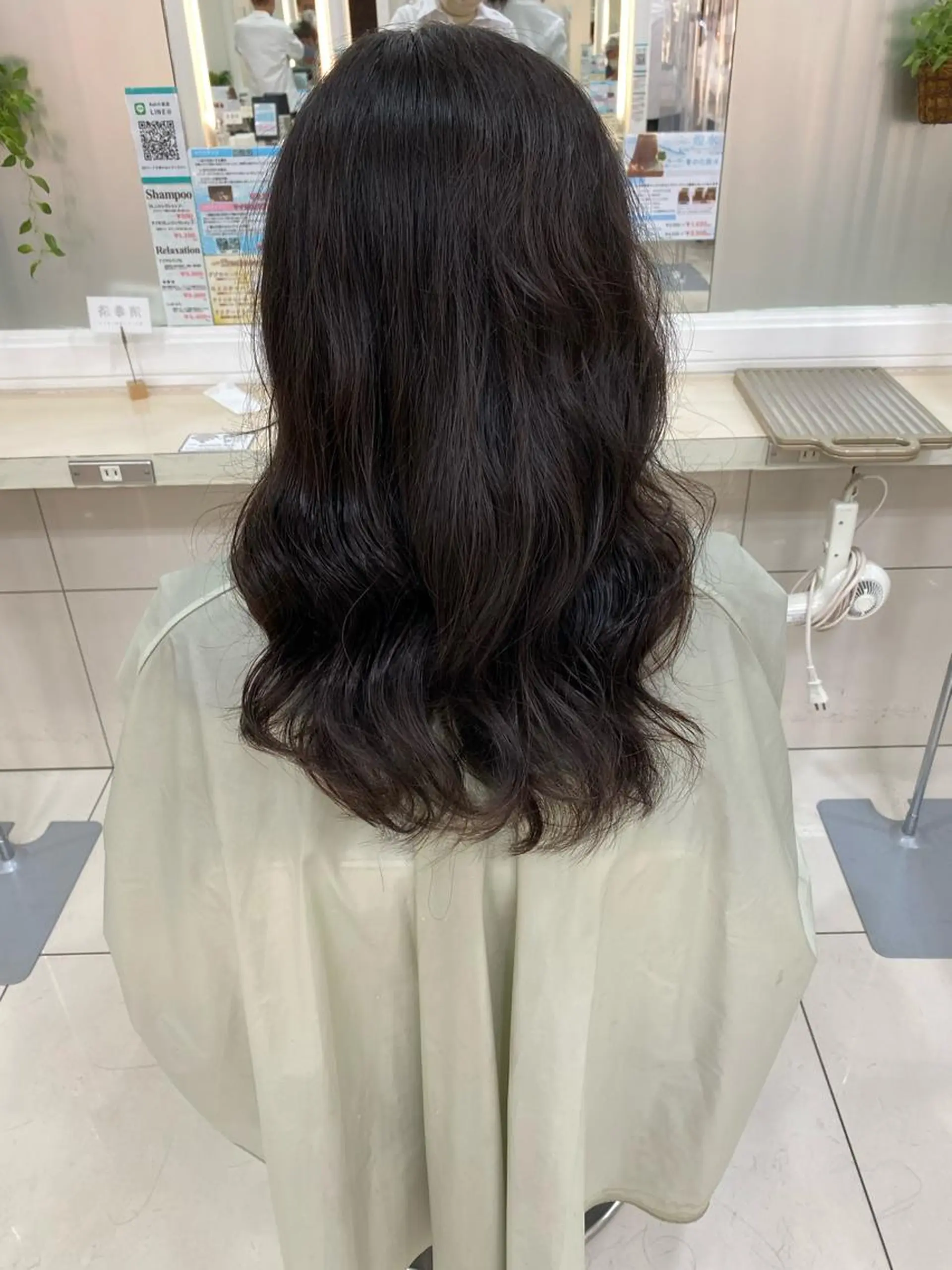 セミロング 🫧ふくだ りな 🕊のヘアスタイル