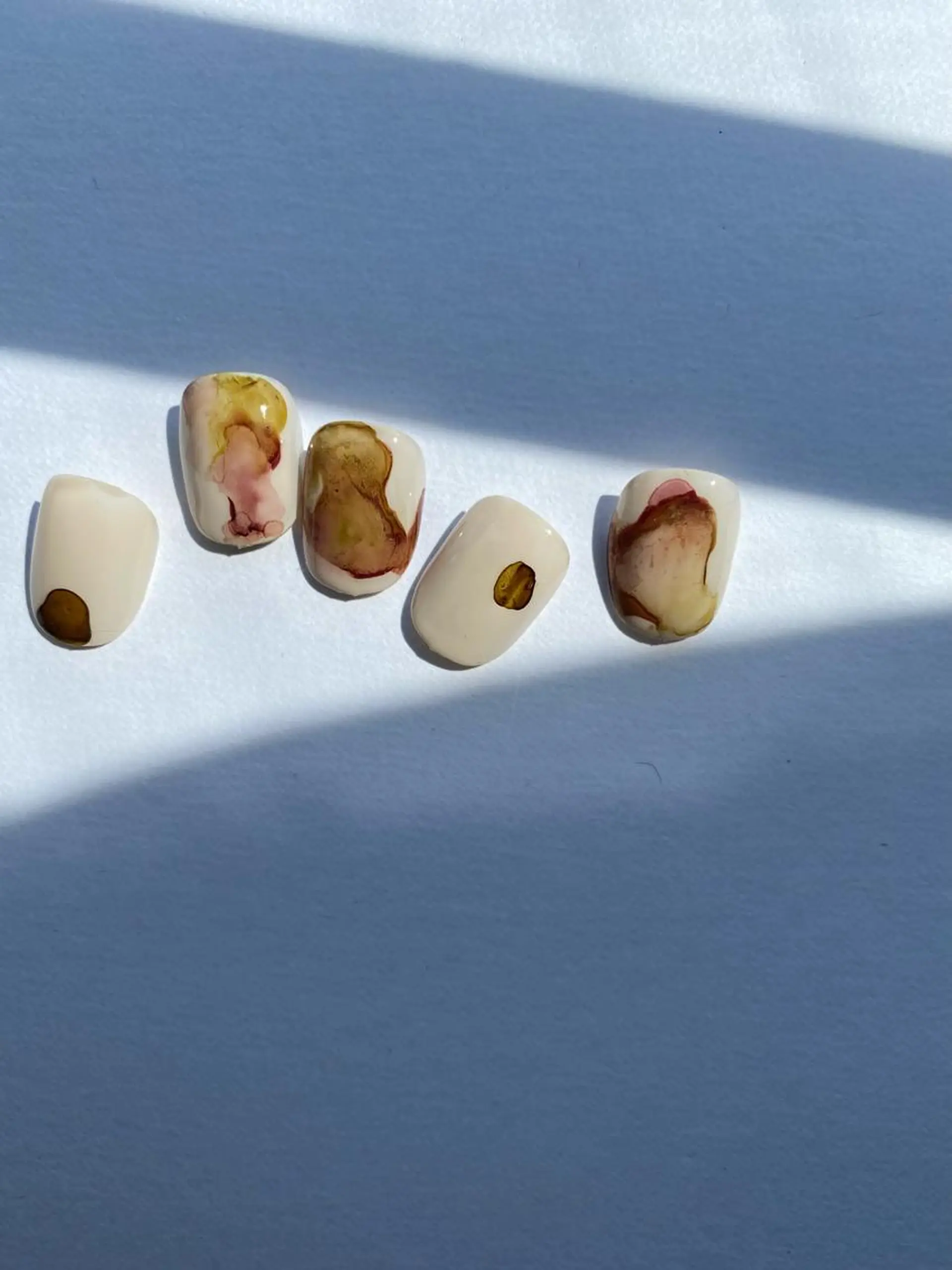 ネイル ハンドネイル 草加ニュアンスネイル 🌚hersのネイルデザイン