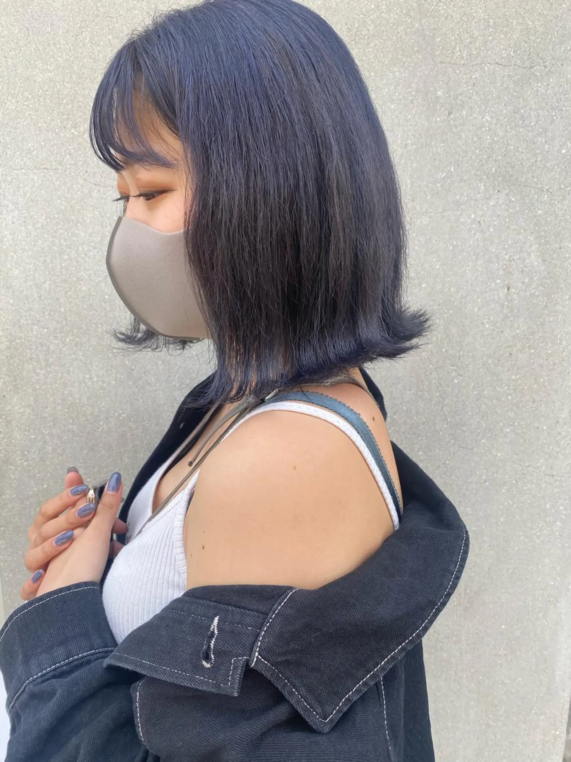 カラー ブリーチ グレージュ ラベンダーカラー ラベンダーグレージュ ラベンダーグレー ヘアカラー AYANE 韓国ヘア /レイヤーカットのヘアスタイル