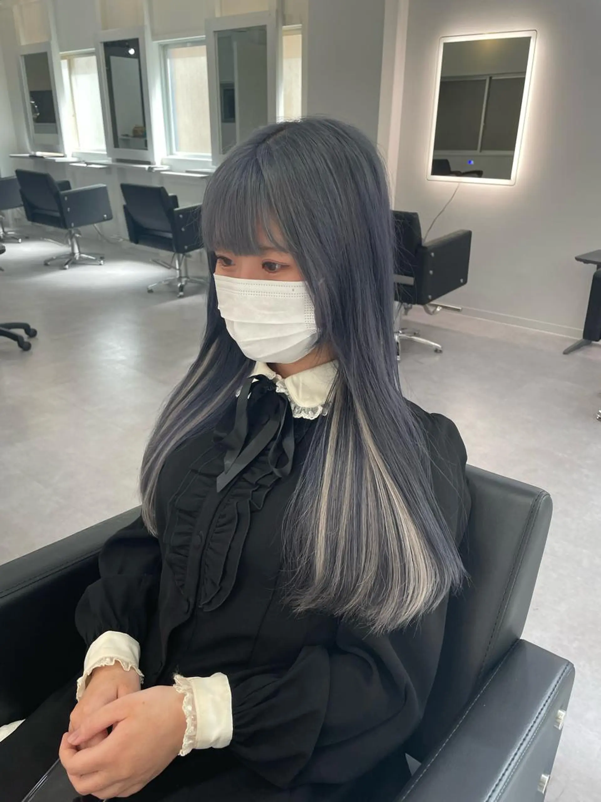 ロング カラー ヘアアレンジ メンズ メンズブリーチ メンズハイトーン ブリーチ ブルーカラー ブルーラベンダー Cielro/ダブル カラー/西田咲希のヘアスタイル