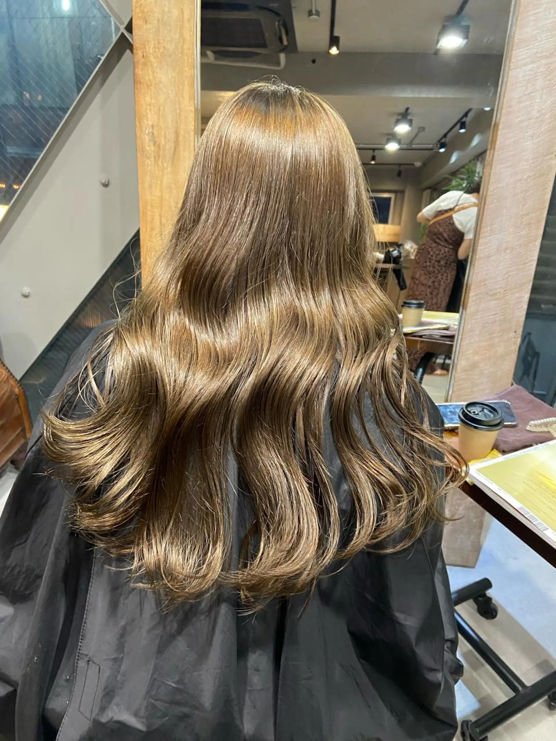 ロング カラー ヘアアレンジ Mirai 🧸のヘアスタイル