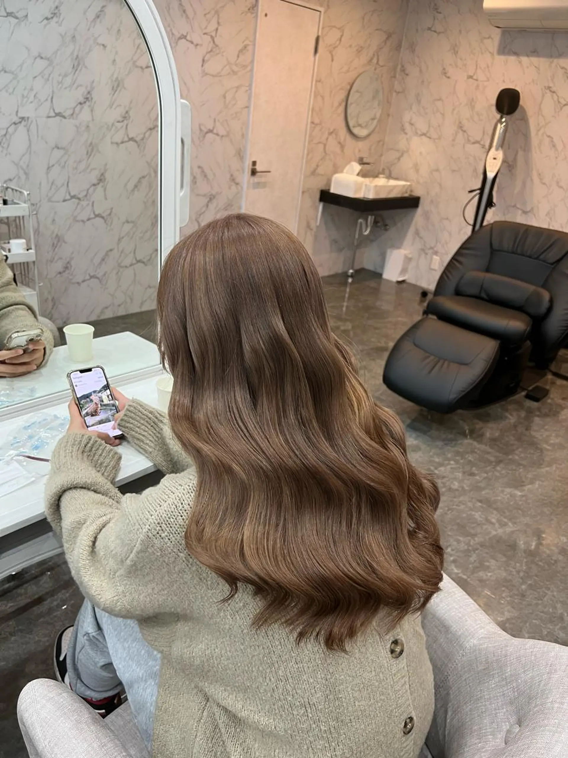ロング ヘアカラー 秋葉原　柏木絢汰 ✨当日予約okのヘアスタイル