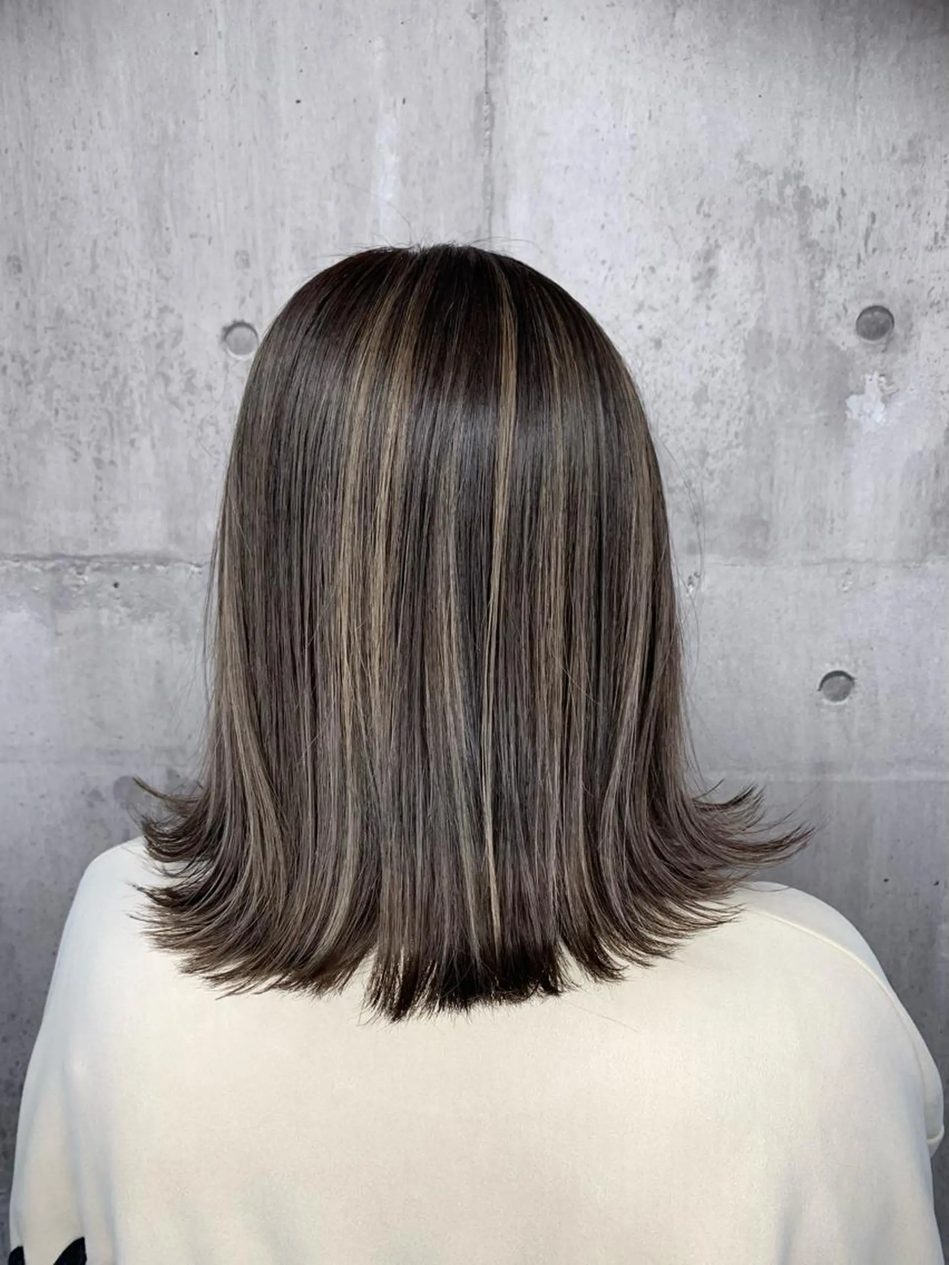 ショート ハイライト カット ヘアカラー yoshihara yuukiのヘアスタイル