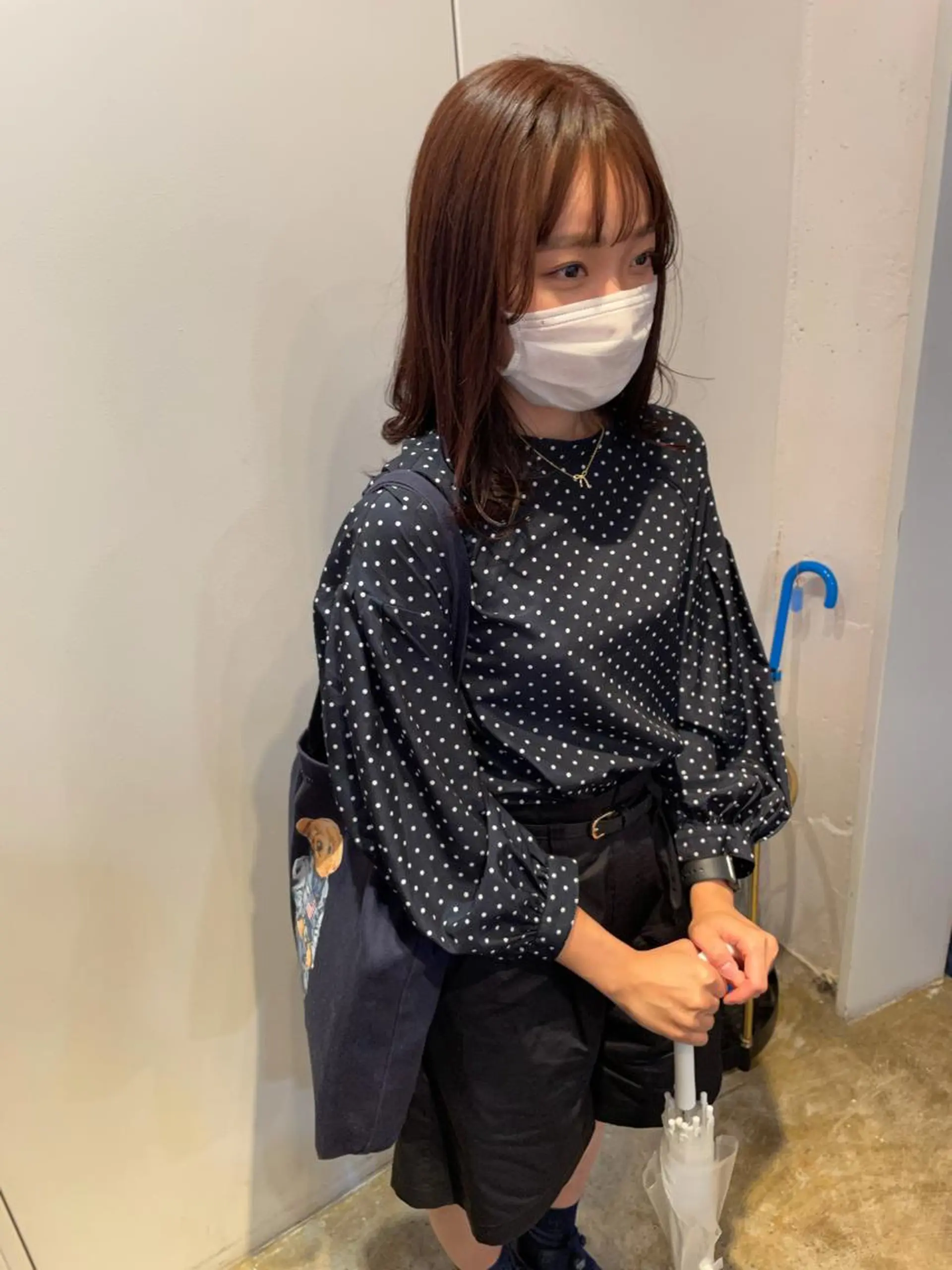 ミディアム カラー MIOベージュカラー 柔らかいカラーのヘアスタイル